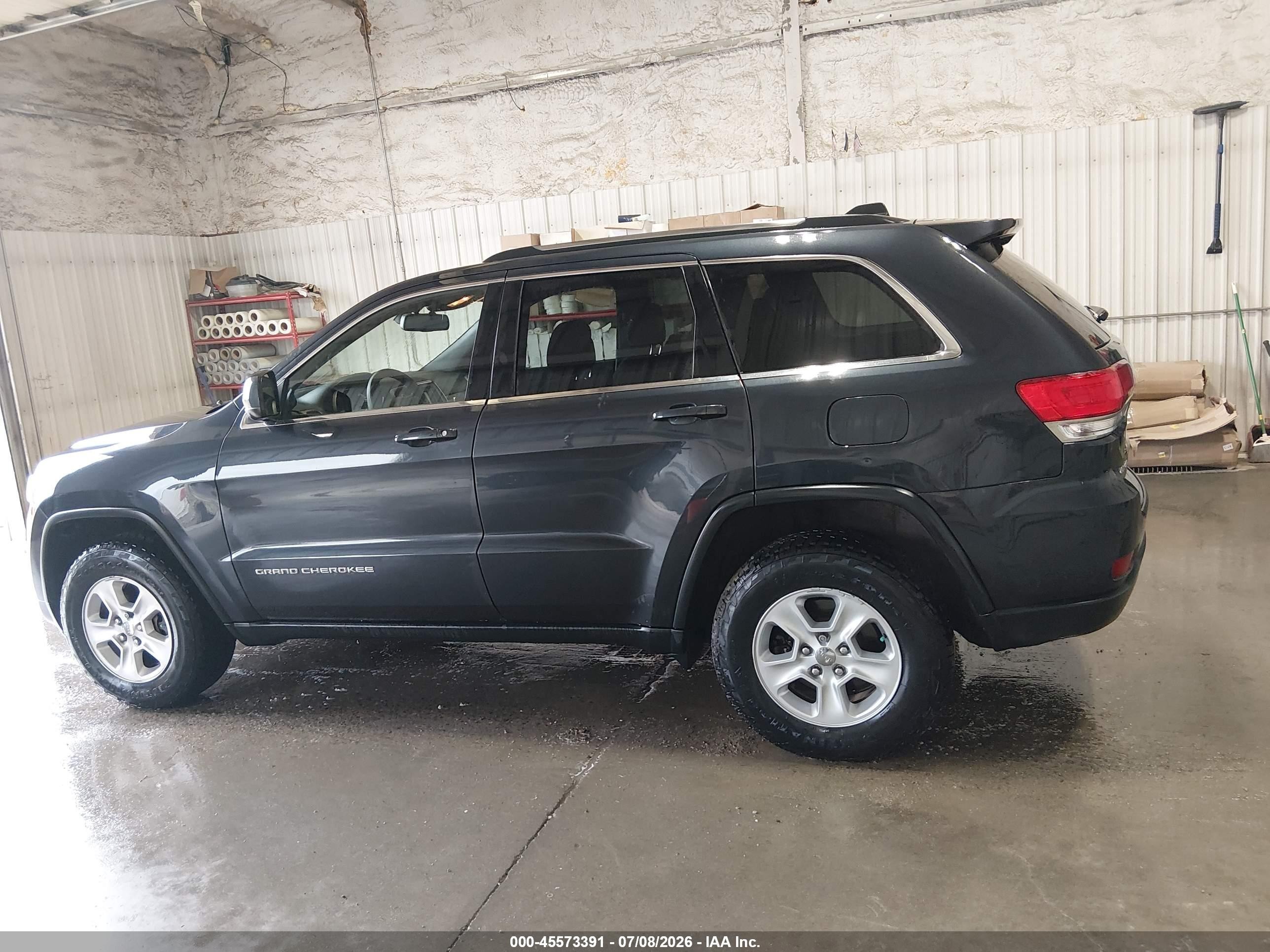 2015 Jeep Grand Cherokee Laredo Navy vin: 1C4RJFAG2FC942156