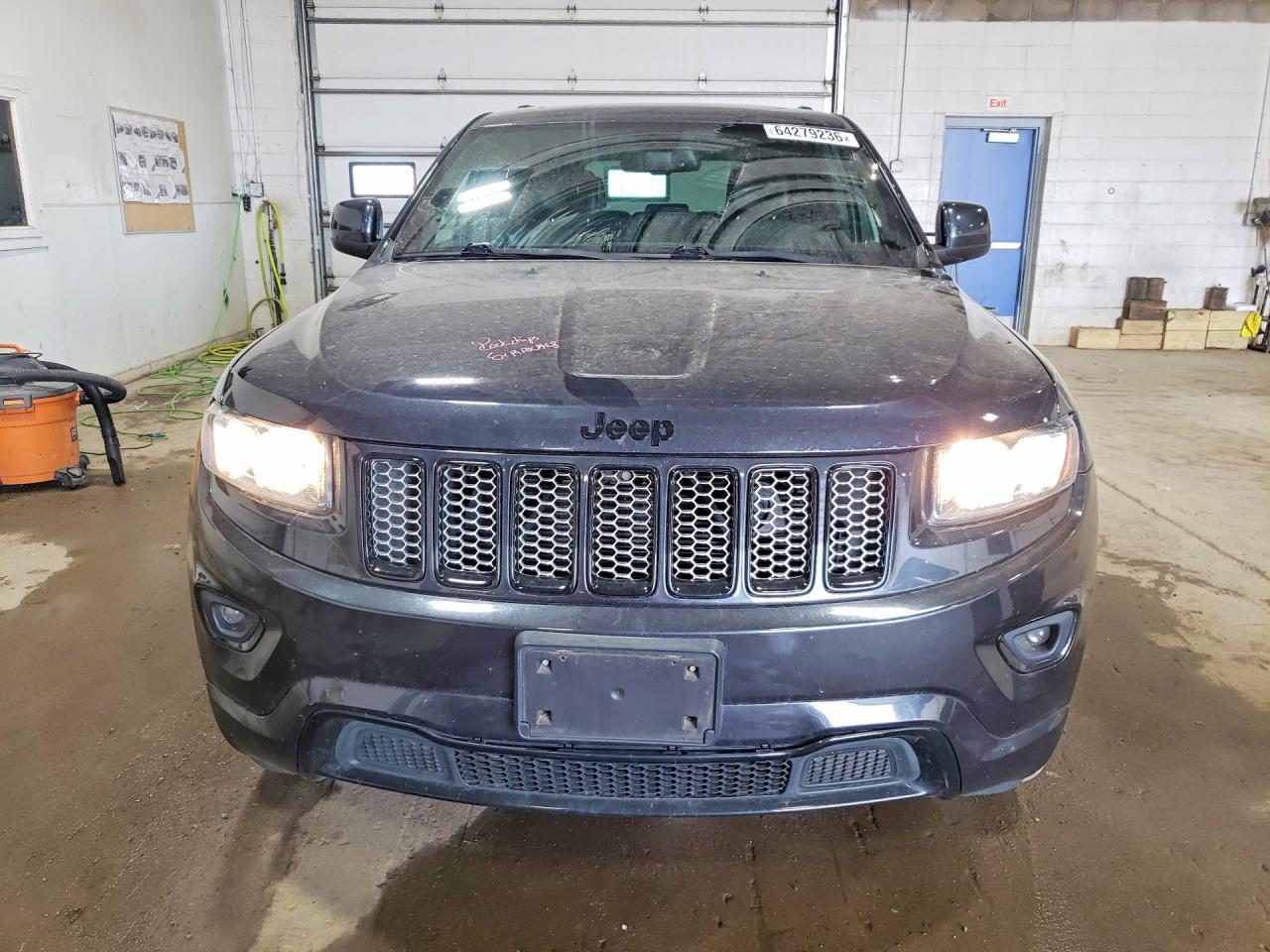2015 Jeep Grand Cherokee Laredo Угольный vin: 1C4RJFAG2FC948510