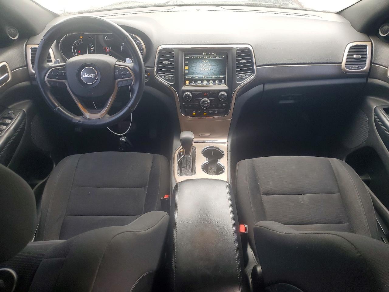 2016 Jeep Grand Cherokee Laredo White vin: 1C4RJFAG2GC406342