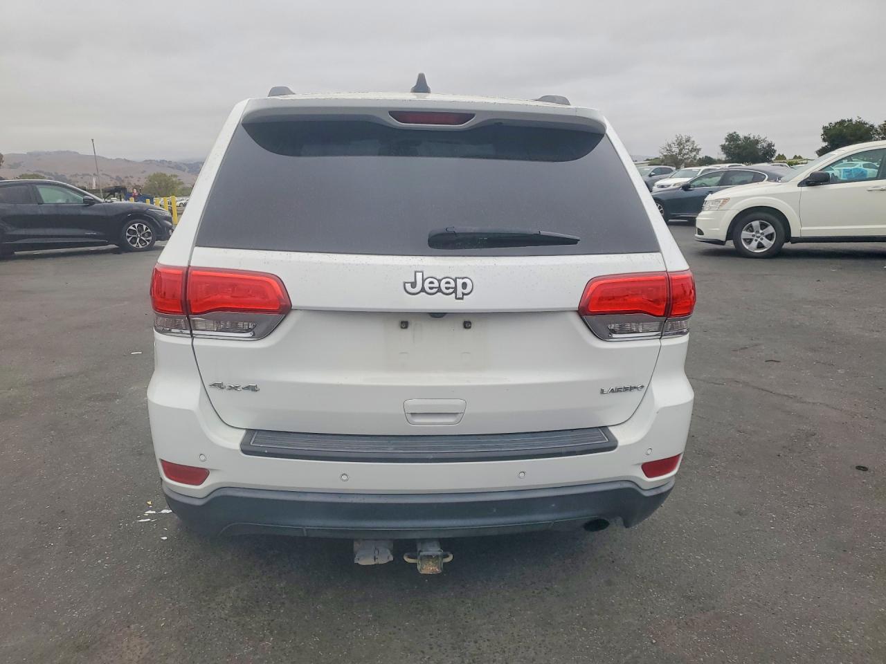 2016 Jeep Grand Cherokee Laredo White vin: 1C4RJFAG2GC406342