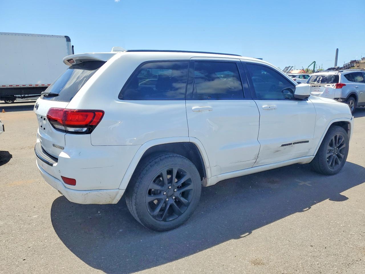 2017 Jeep Grand Cherokee Laredo White vin: 1C4RJFAG2HC771895