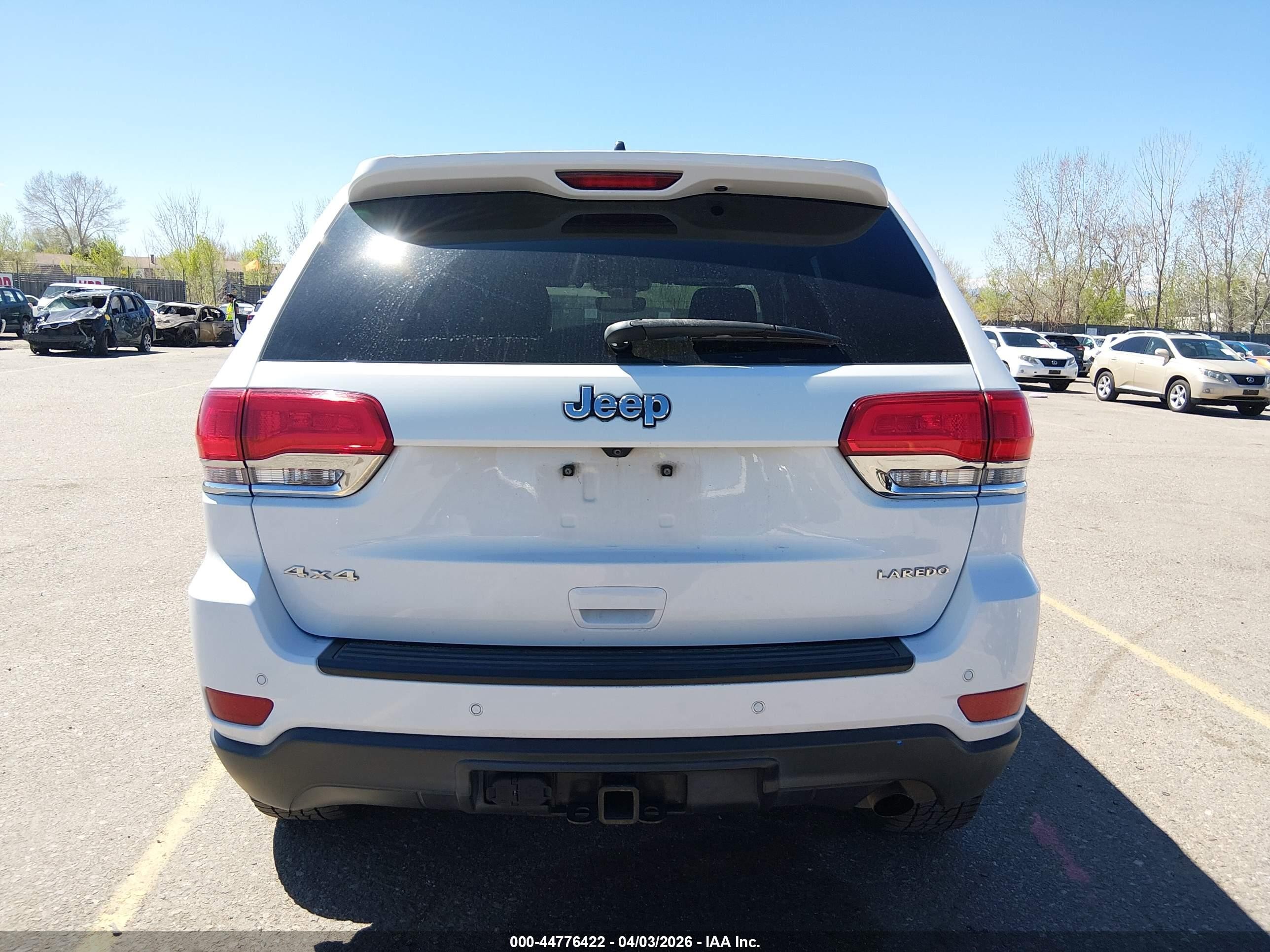 2017 Jeep Grand Cherokee Laredo 4x4 White vin: 1C4RJFAG2HC782377