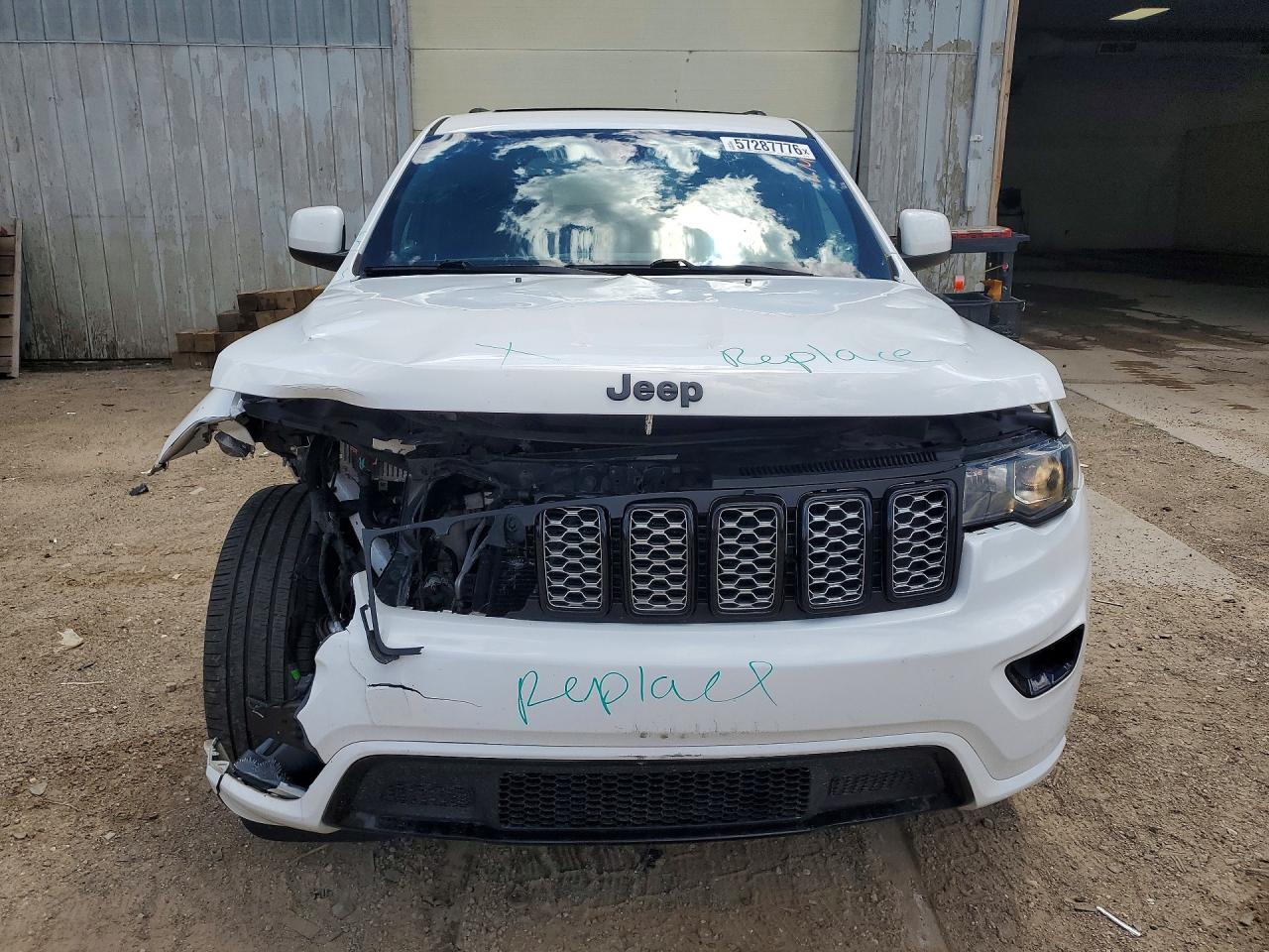 2017 Jeep Grand Cherokee Laredo Белый vin: 1C4RJFAG2HC938529