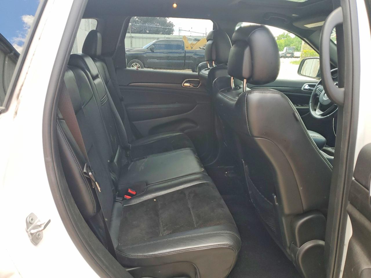 2017 Jeep Grand Cherokee Laredo Белый vin: 1C4RJFAG2HC938529