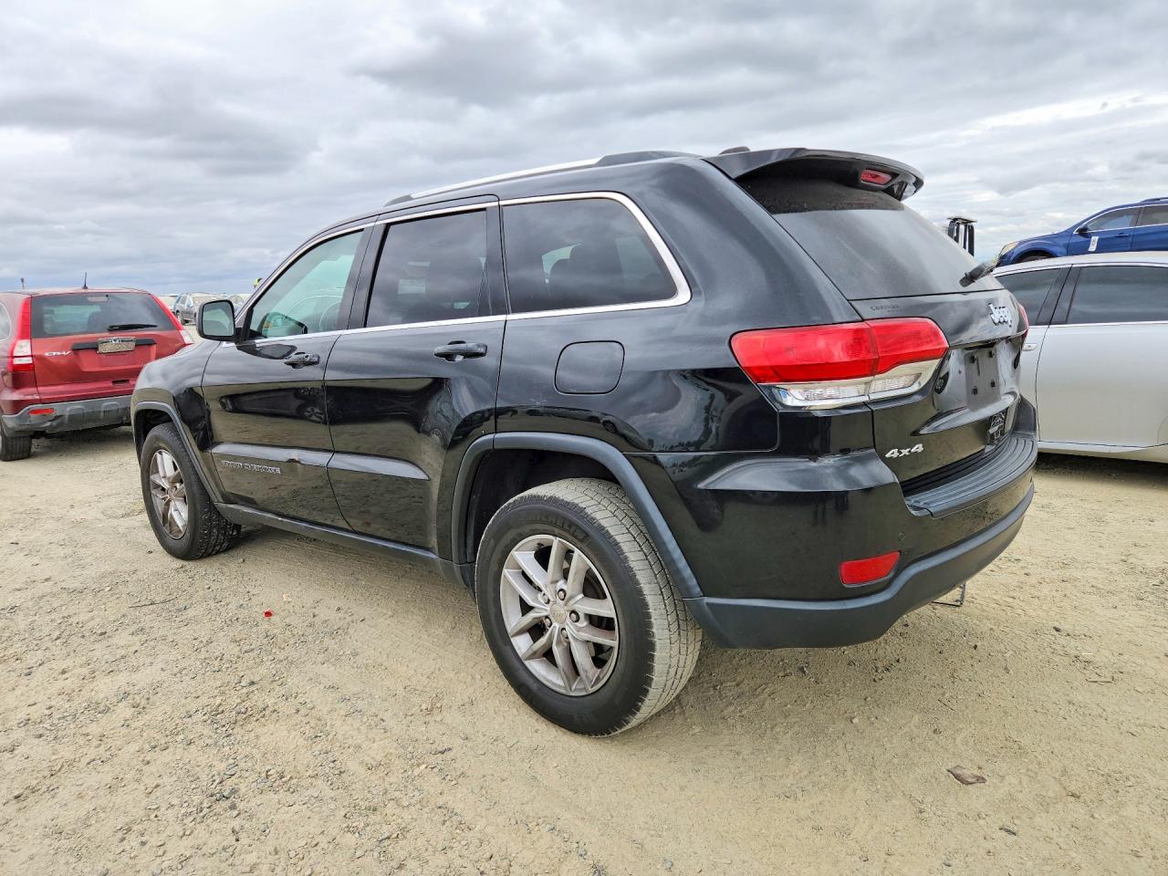 2018 Jeep Grand Cherokee Laredo Черный vin: 1C4RJFAG2JC268163