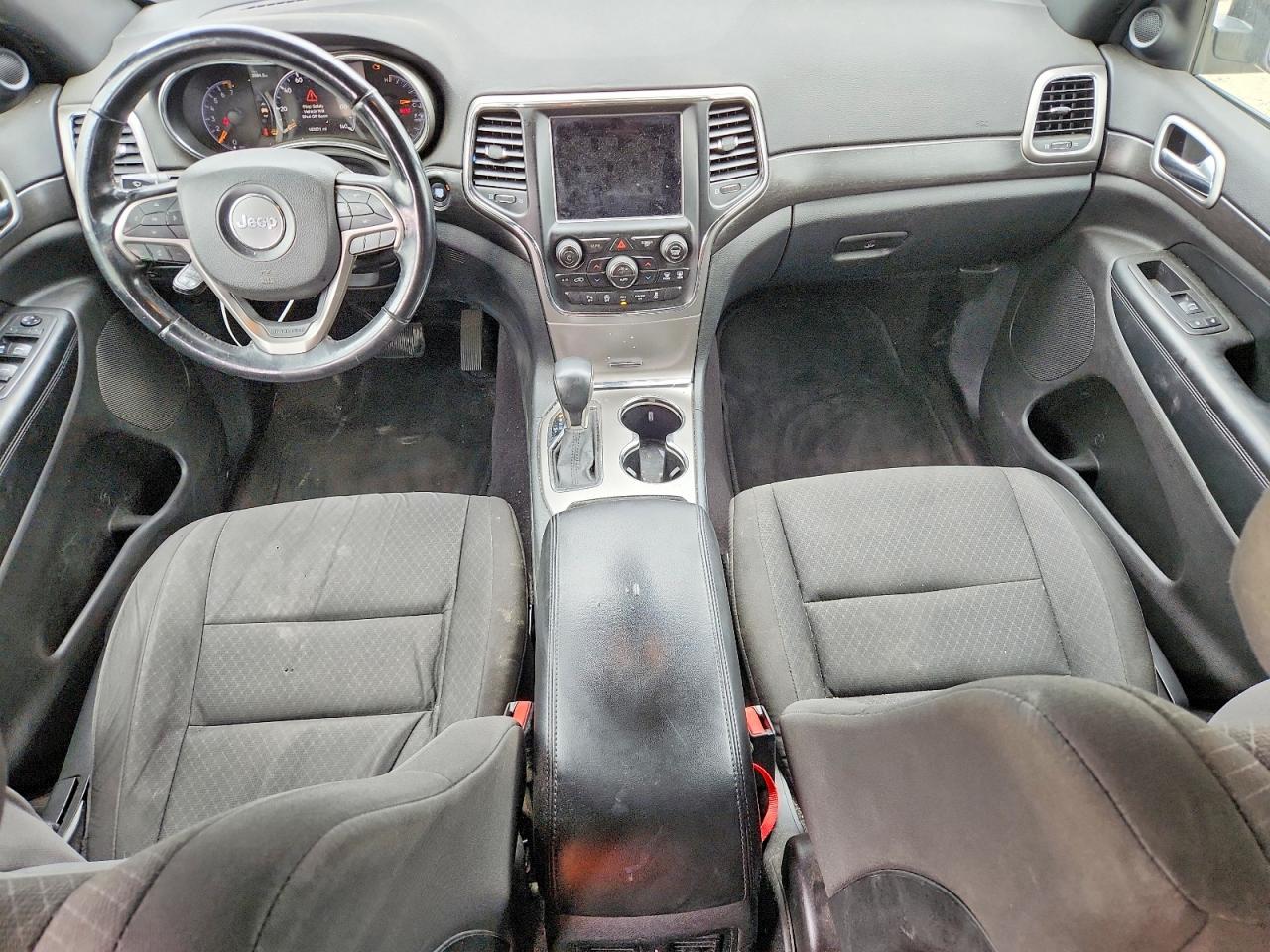 2018 Jeep Grand Cherokee Laredo Черный vin: 1C4RJFAG2JC268163