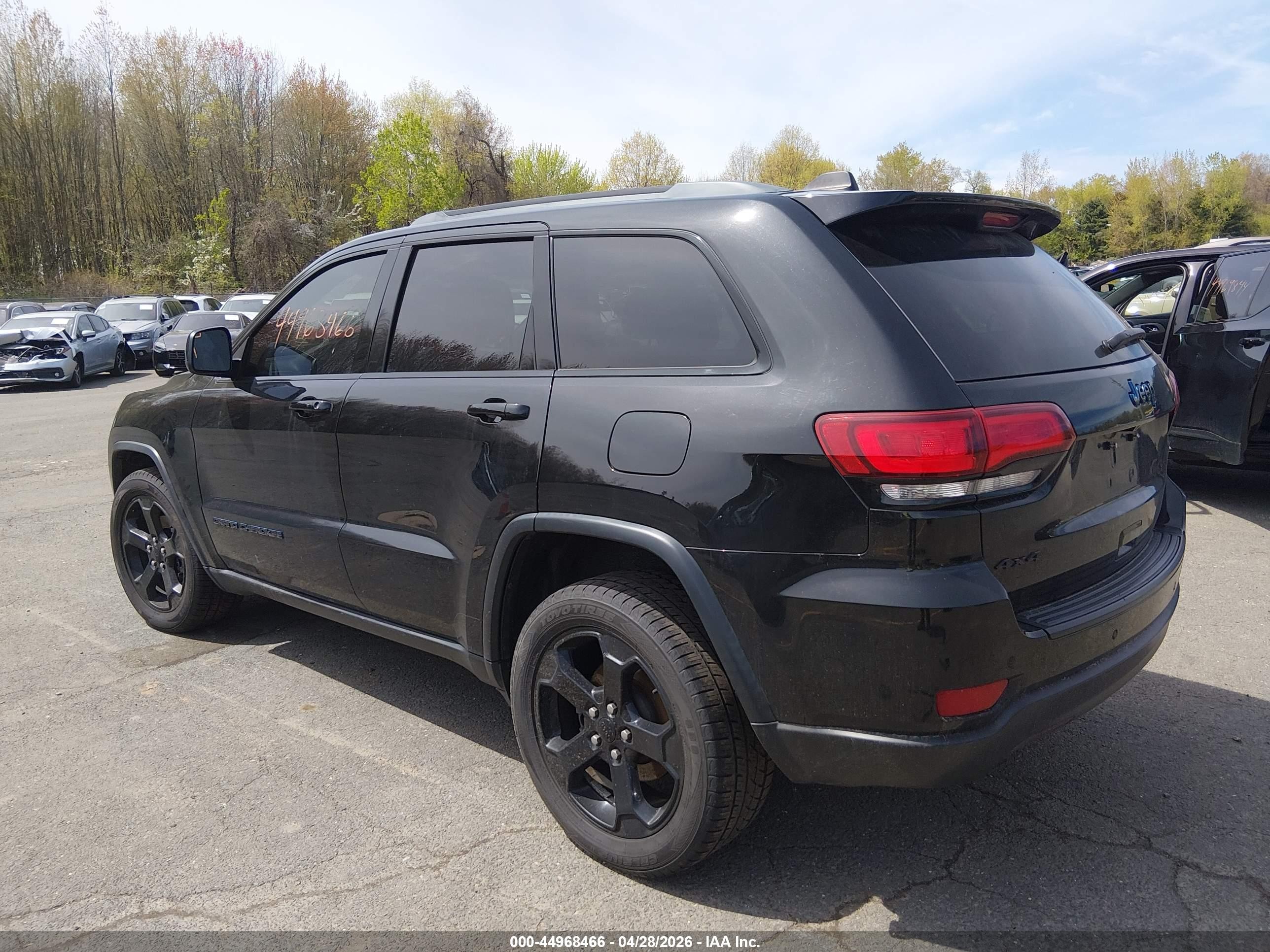 2018 Jeep Grand Cherokee Upland 4x4 Black vin: 1C4RJFAG2JC477922