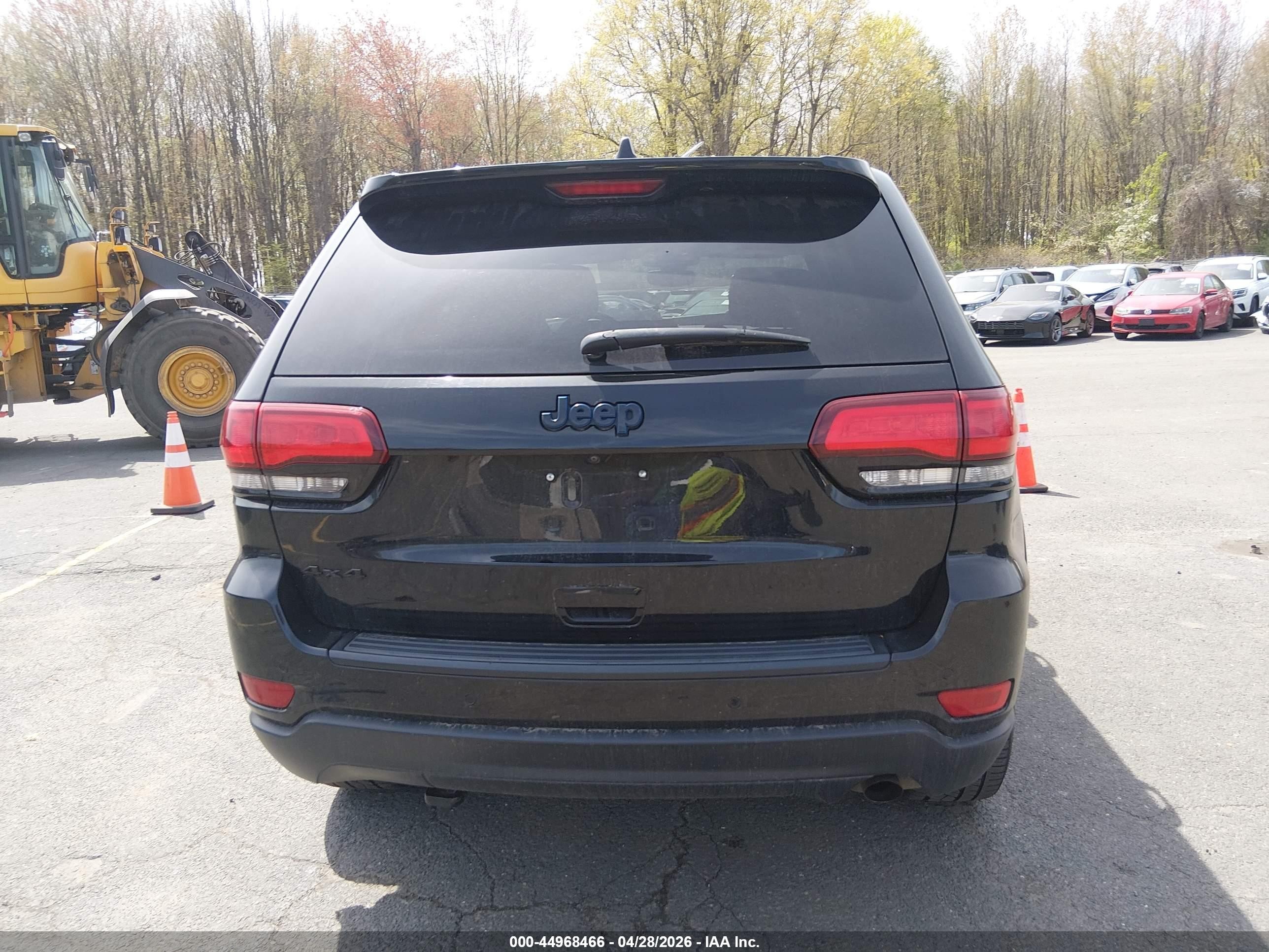 2018 Jeep Grand Cherokee Upland 4x4 Black vin: 1C4RJFAG2JC477922