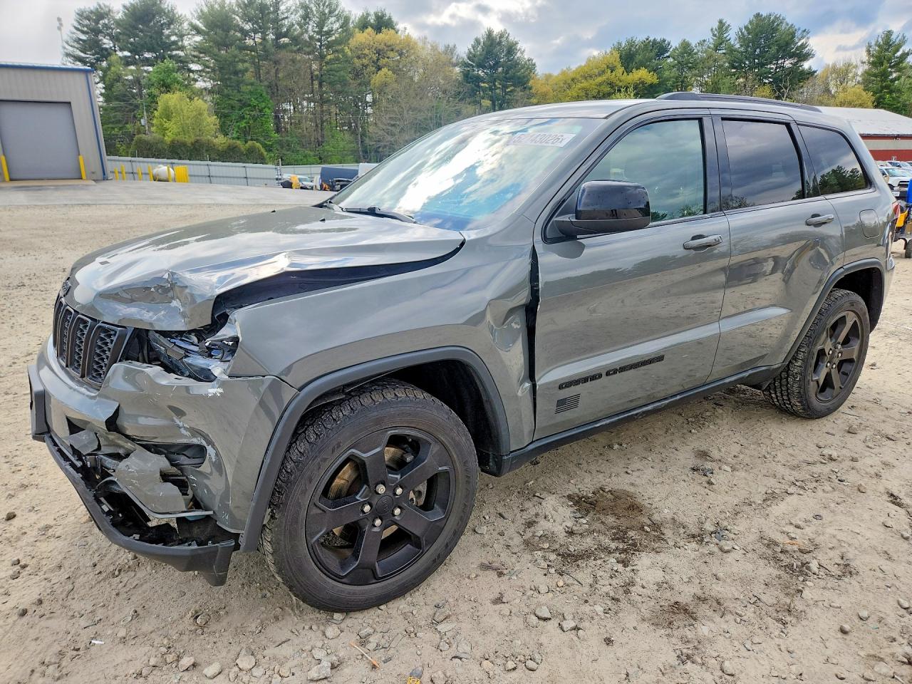 2021 Jeep Grand Cherokee Laredo Gray vin: 1C4RJFAG2MC855161