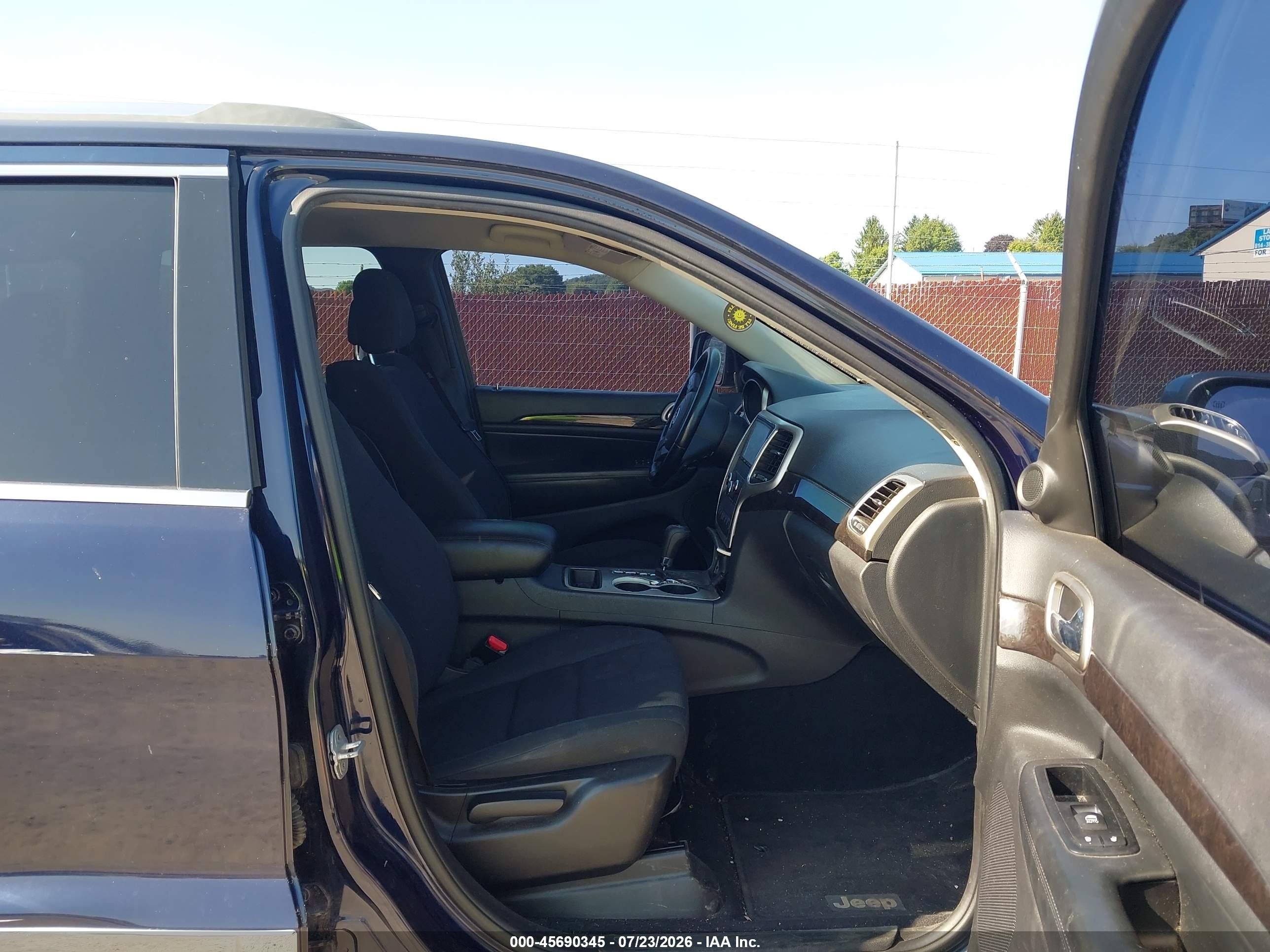 2012 Jeep Grand Cherokee Laredo Dark Blue vin: 1C4RJFAG3CC170438