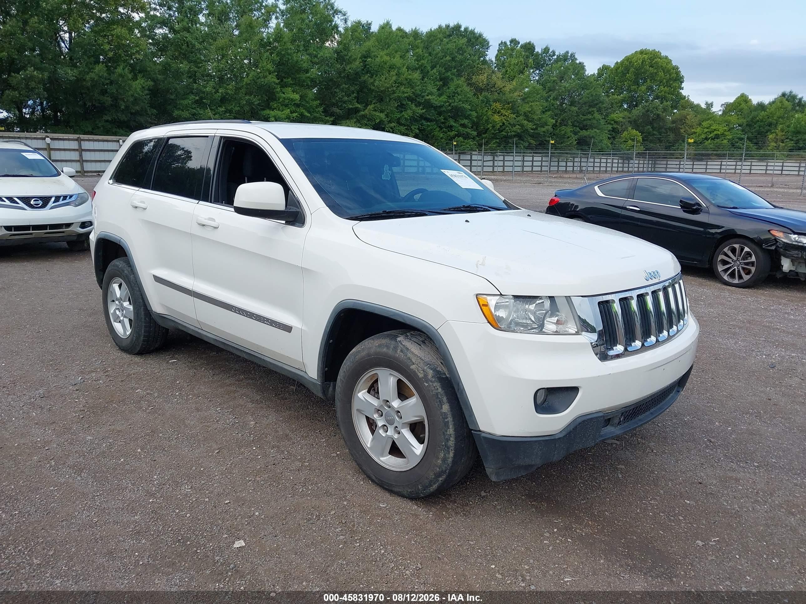 2012 Jeep Grand Cherokee Laredo Белый vin: 1C4RJFAG3CC175929