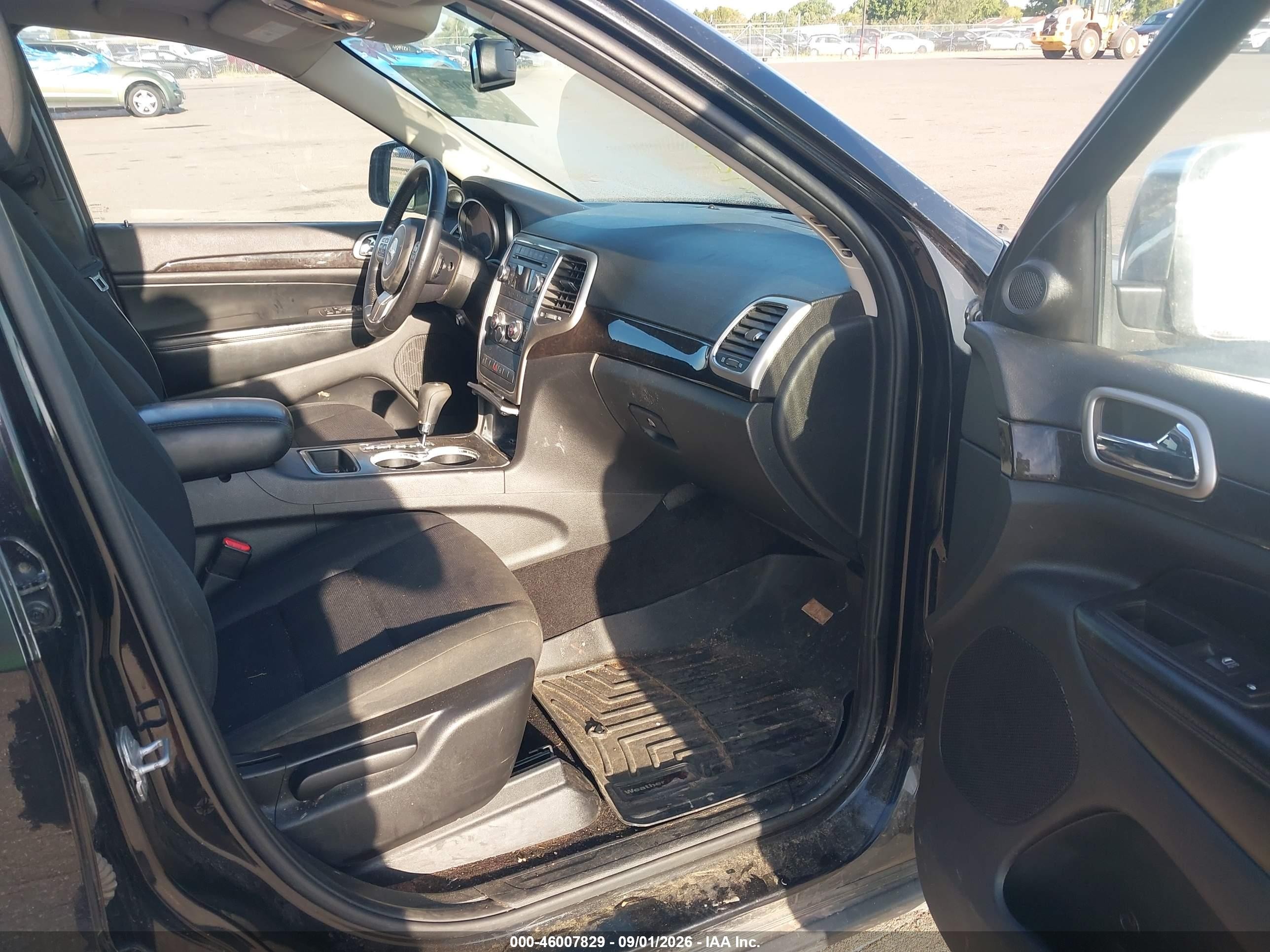 2012 Jeep Grand Cherokee Laredo Black vin: 1C4RJFAG3CC222327