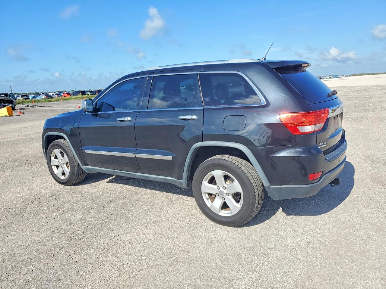 2012 Jeep Grand Cherokee Laredo Черный vin: 1C4RJFAG3CC227320