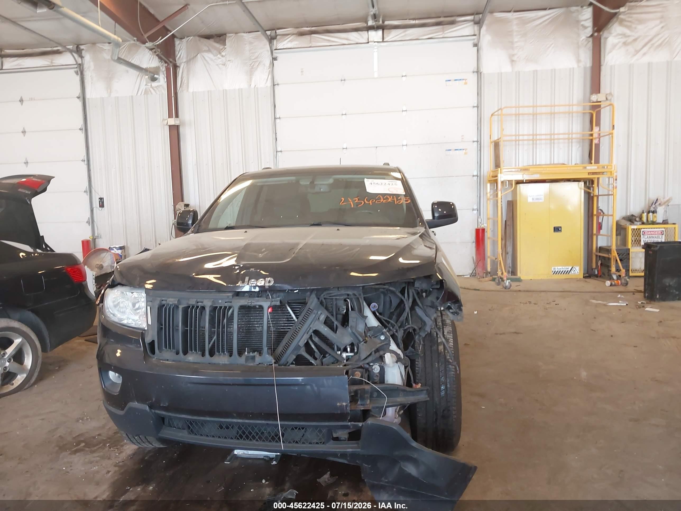 2012 Jeep Grand Cherokee Laredo Black vin: 1C4RJFAG3CC255702