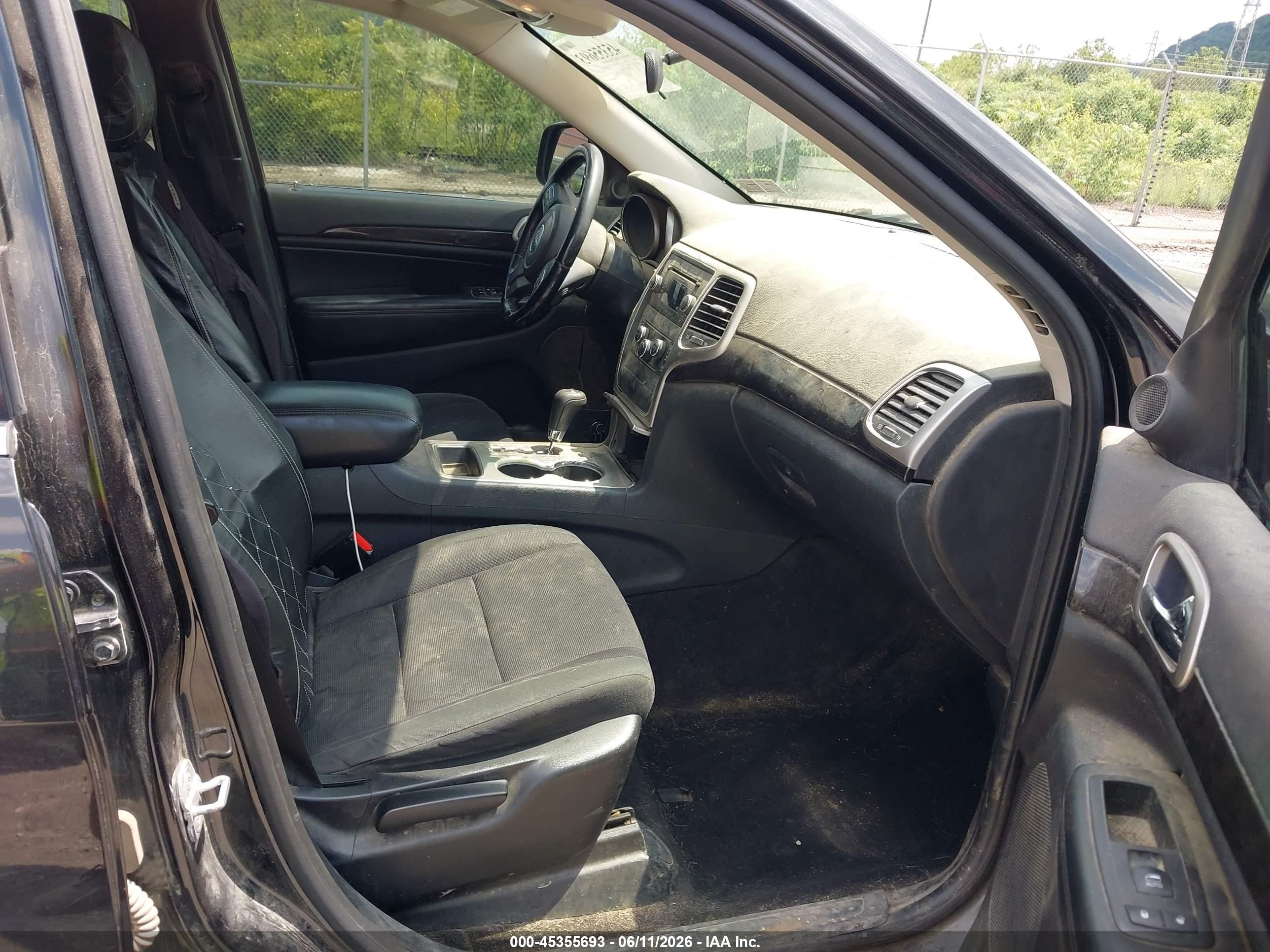 2012 Jeep Grand Cherokee Laredo Черный vin: 1C4RJFAG3CC255943