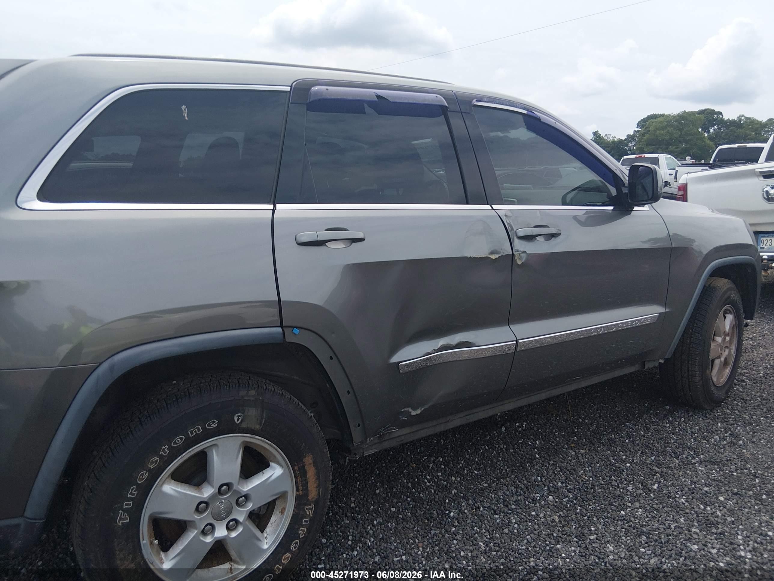 2012 Jeep Grand Cherokee Laredo Gray vin: 1C4RJFAG3CC267493
