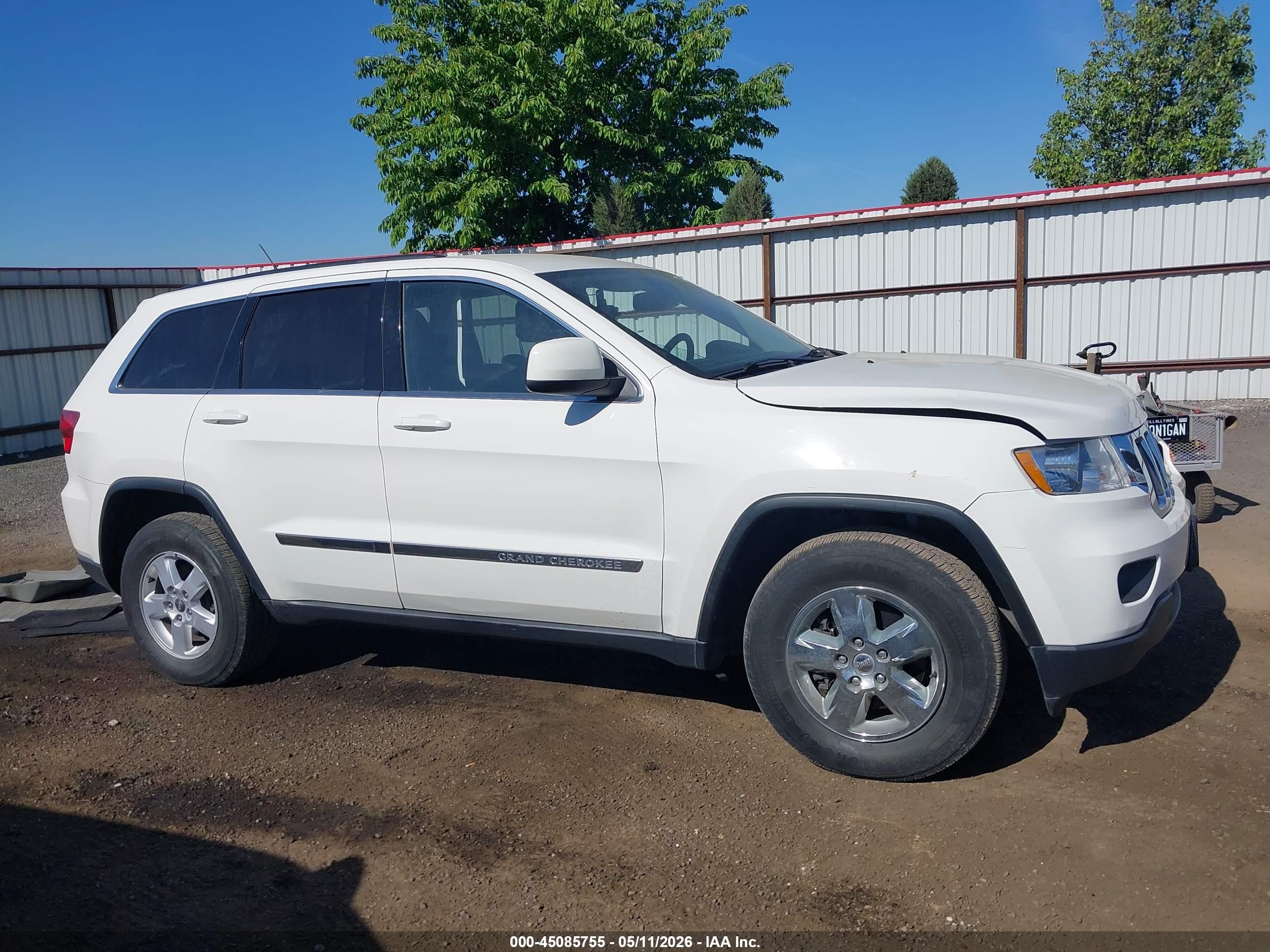 2012 Jeep Grand Cherokee Laredo White vin: 1C4RJFAG3CC268708