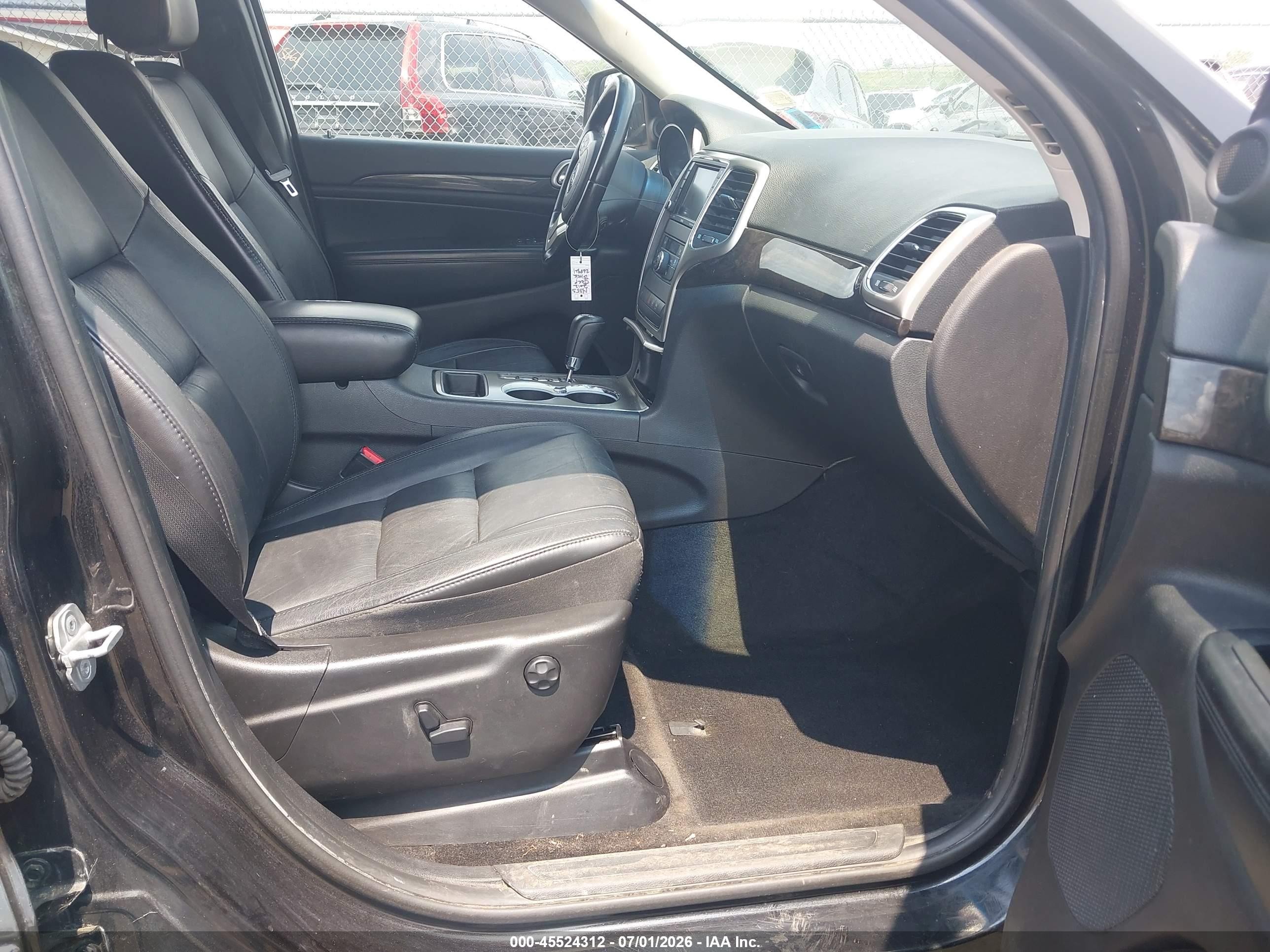 2012 Jeep Grand Cherokee Laredo Черный vin: 1C4RJFAG3CC268921