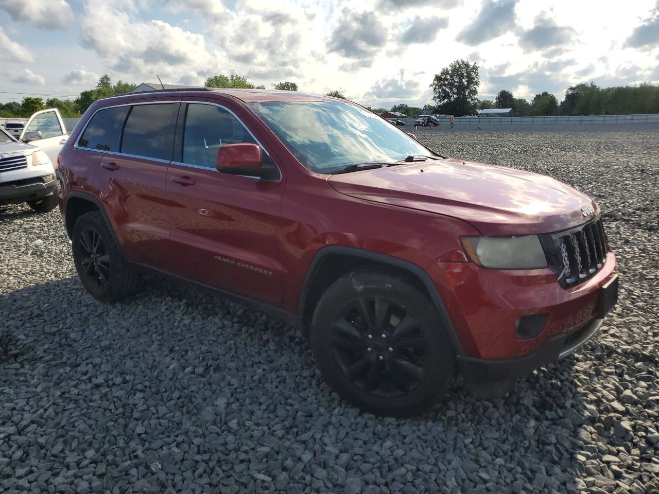 2012 Jeep Grand Cherokee Laredo Red vin: 1C4RJFAG3CC329149