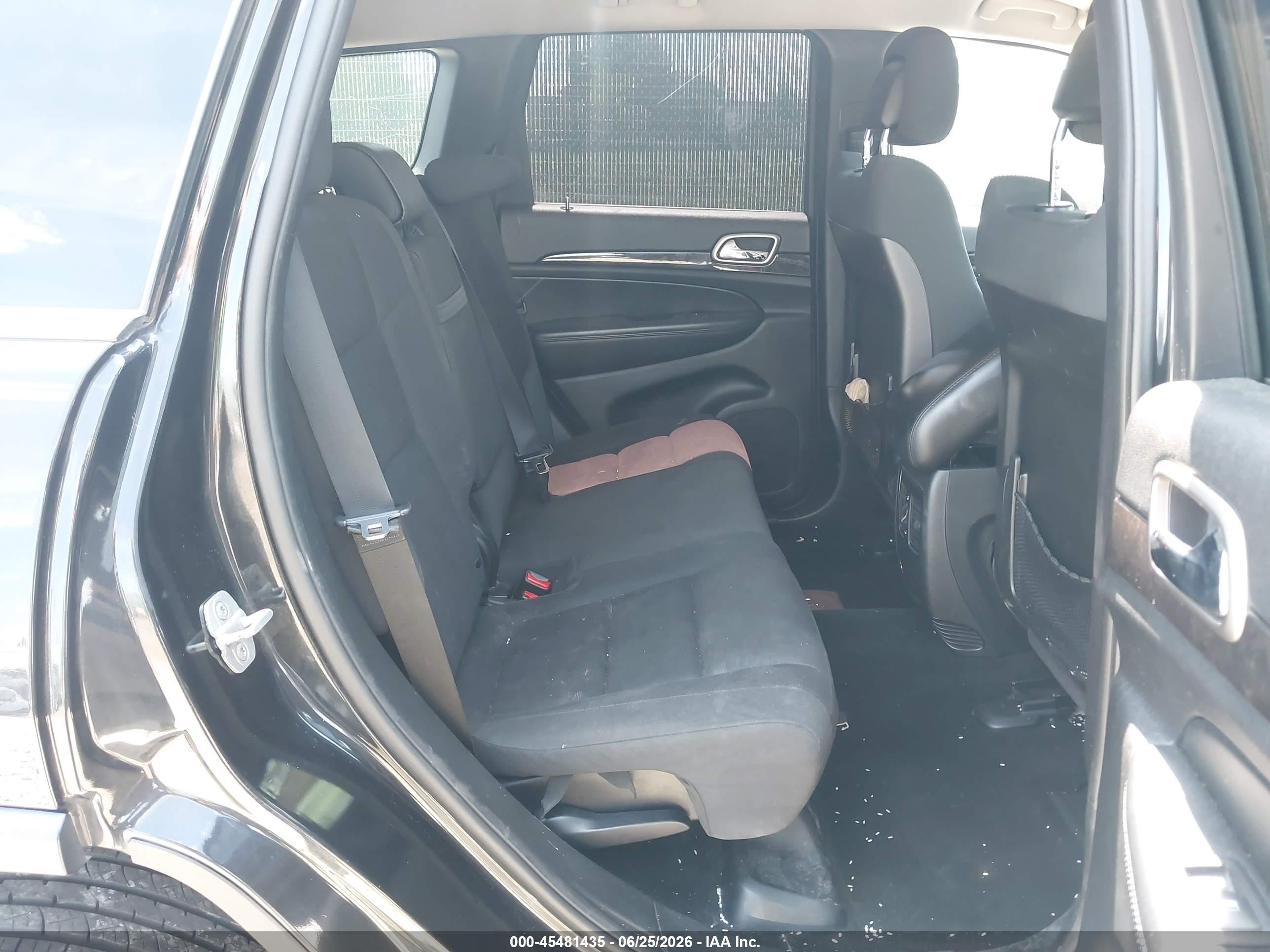 2012 Jeep Grand Cherokee Laredo Black vin: 1C4RJFAG3CC340894