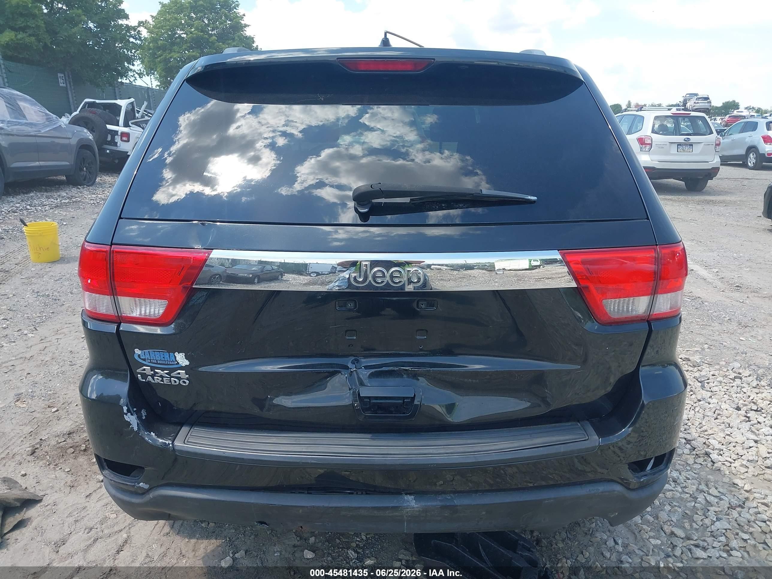 2012 Jeep Grand Cherokee Laredo Black vin: 1C4RJFAG3CC340894