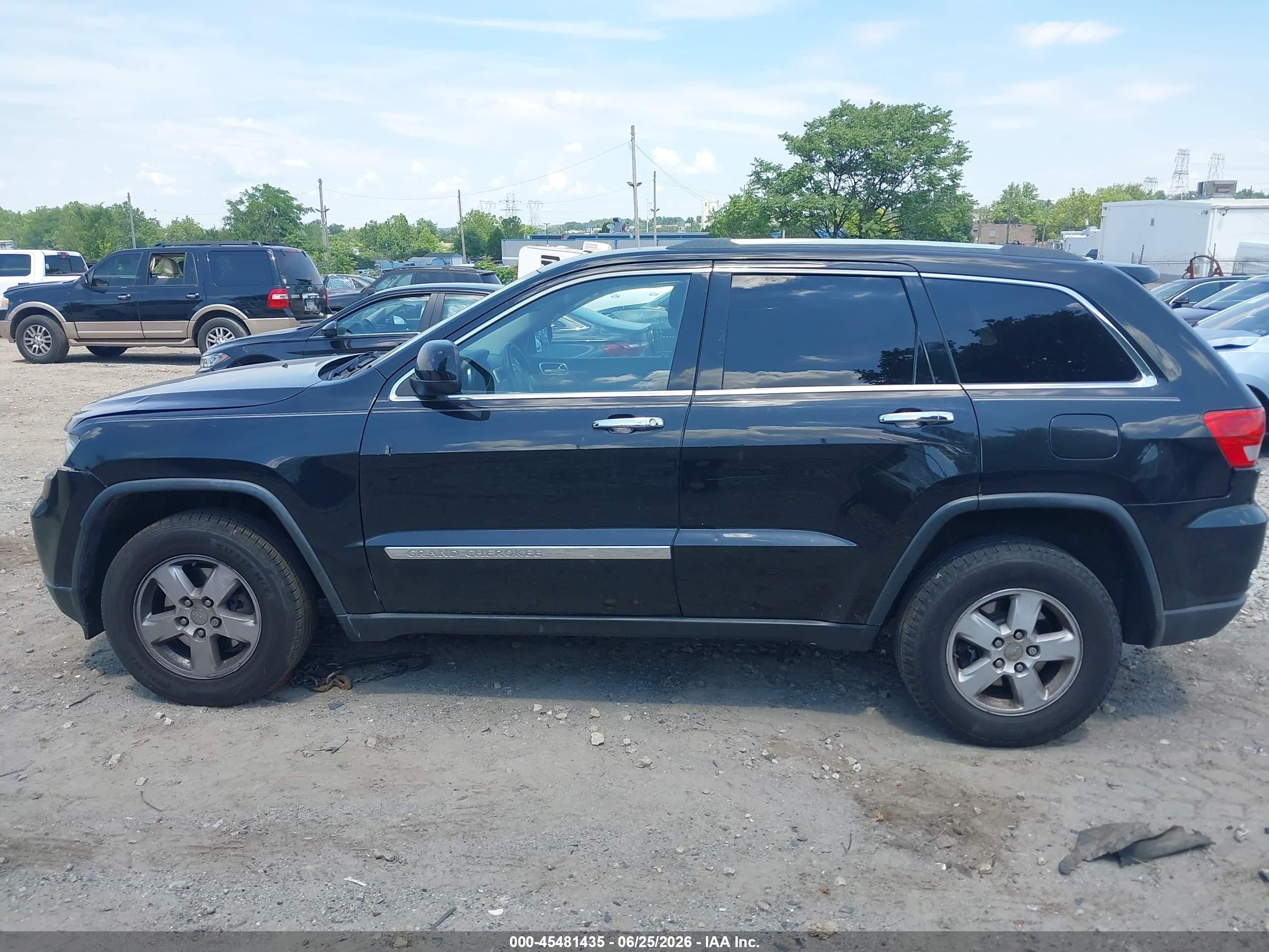 2012 Jeep Grand Cherokee Laredo Black vin: 1C4RJFAG3CC340894