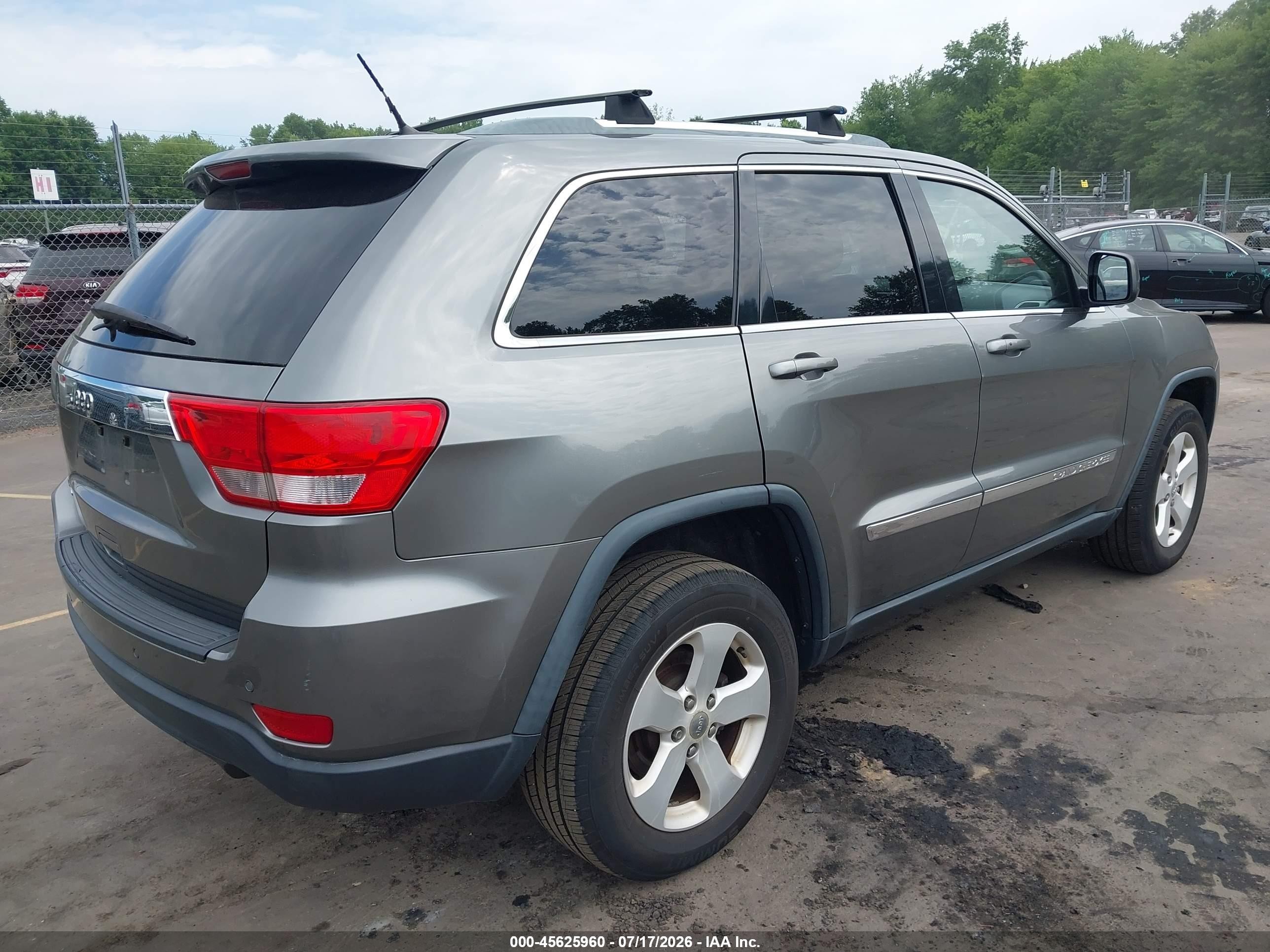 2013 Jeep Grand Cherokee Laredo Black vin: 1C4RJFAG3DC513878