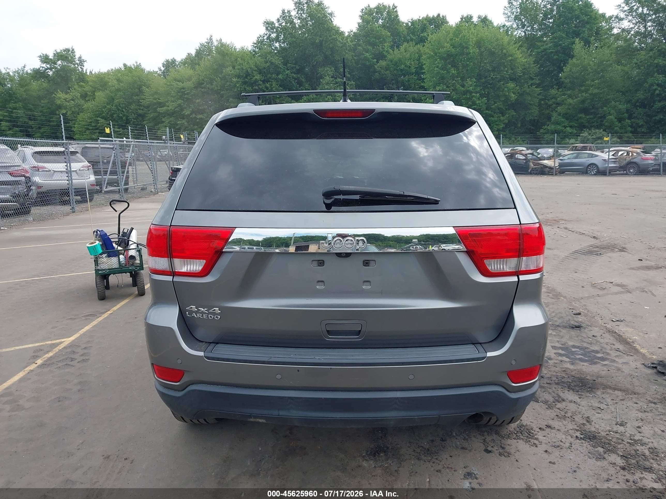 2013 Jeep Grand Cherokee Laredo Black vin: 1C4RJFAG3DC513878
