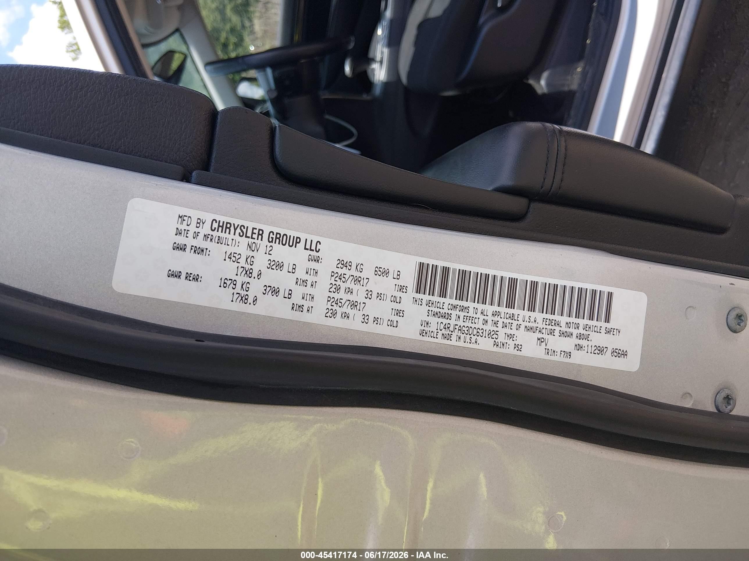 2013 Jeep Grand Cherokee Laredo White vin: 1C4RJFAG3DC631025
