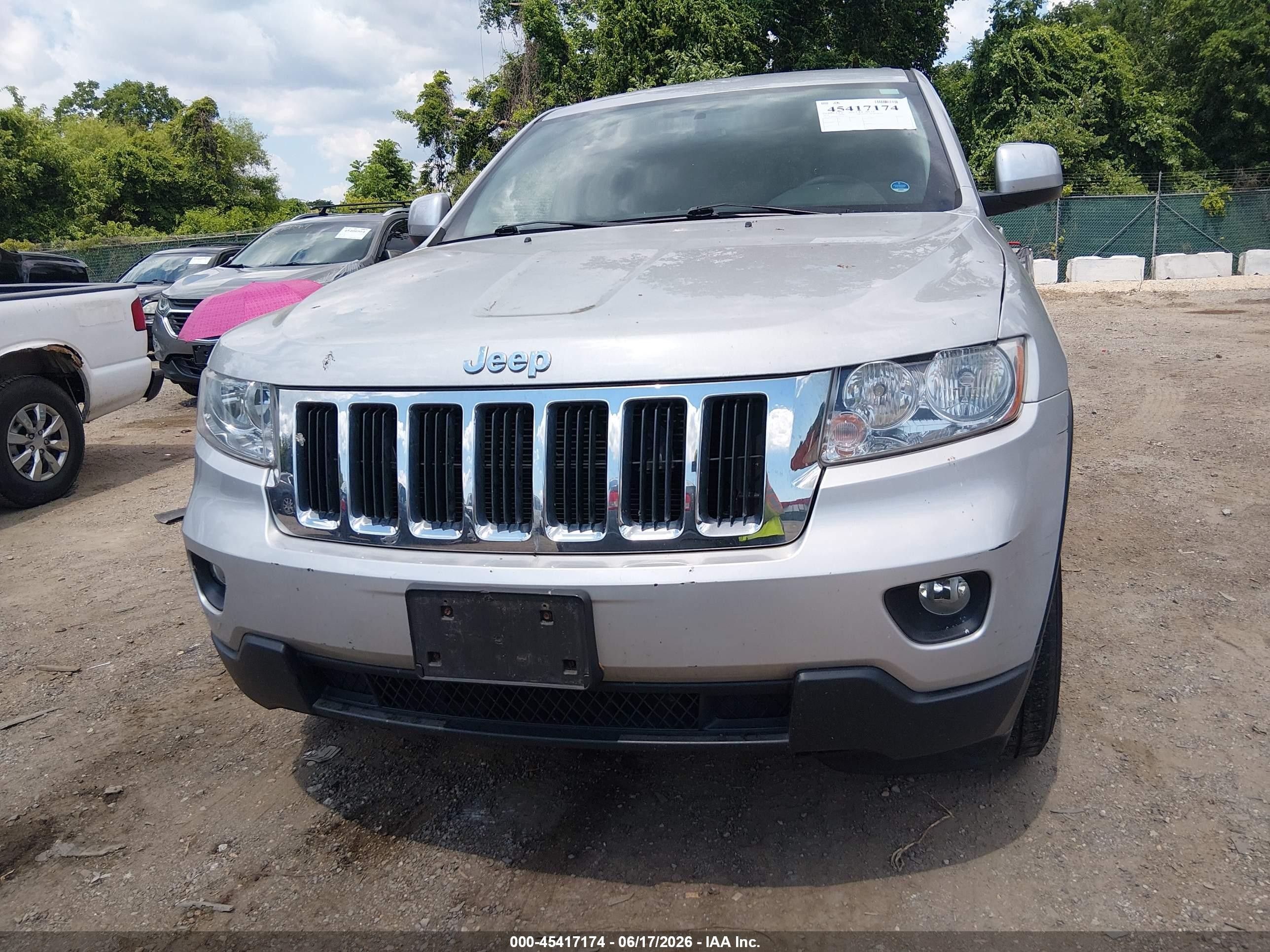 2013 Jeep Grand Cherokee Laredo White vin: 1C4RJFAG3DC631025