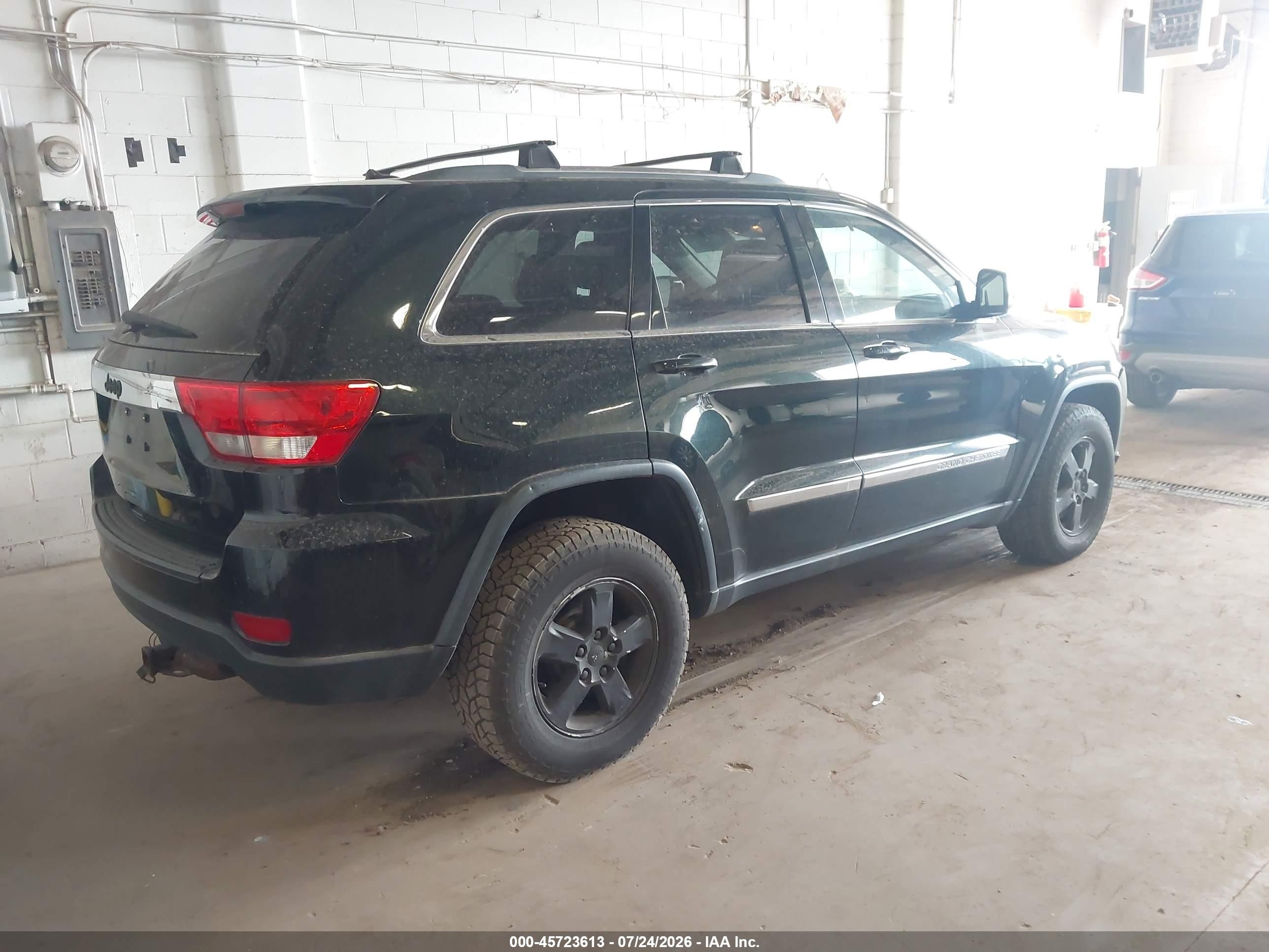 2013 Jeep Grand Cherokee Laredo Black vin: 1C4RJFAG3DC633275