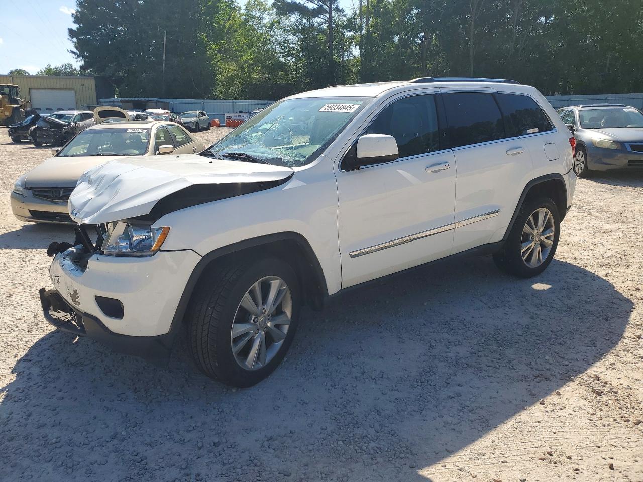 2013 Jeep Grand Cherokee Laredo White vin: 1C4RJFAG3DC651761