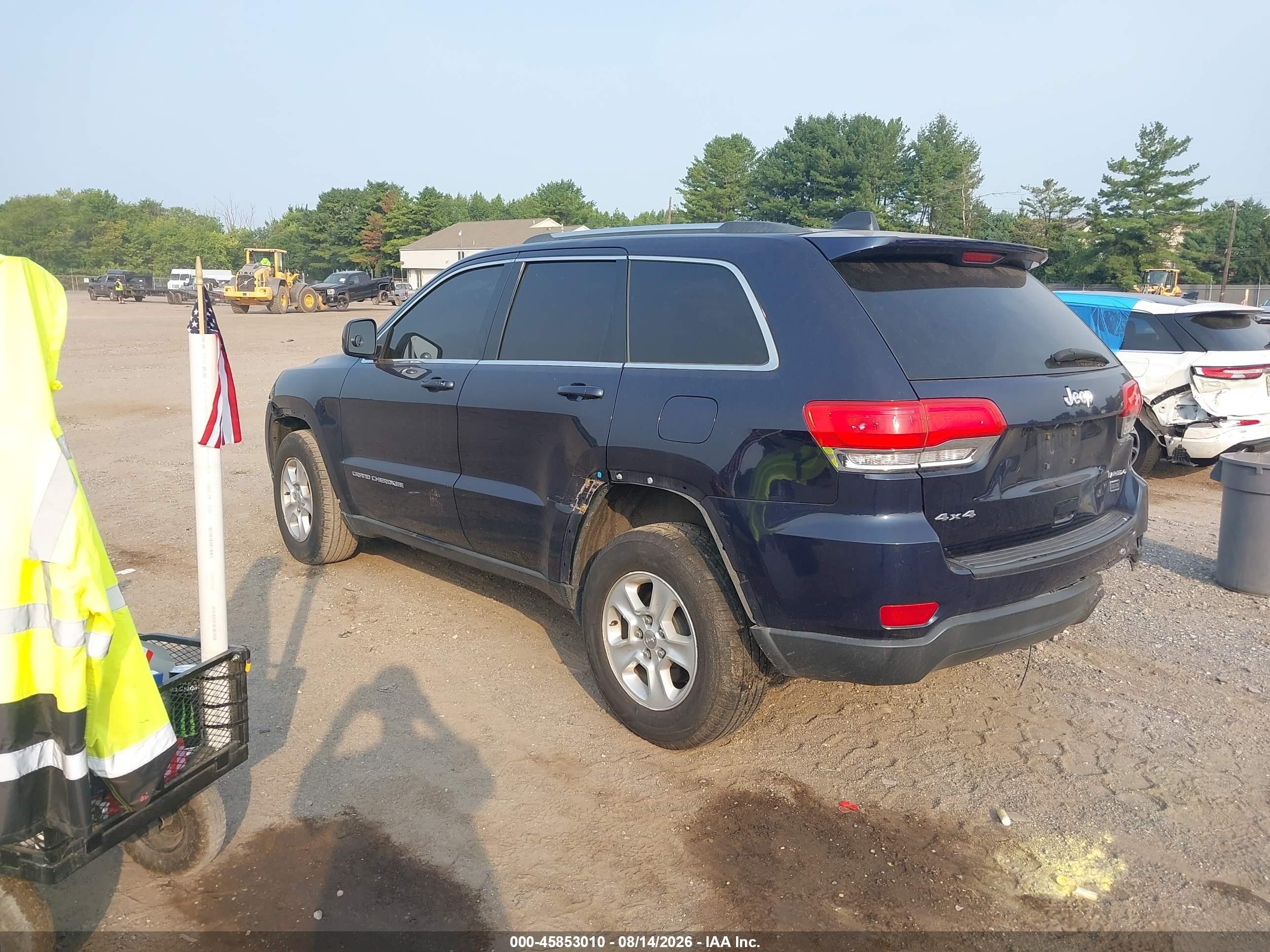 2014 Jeep Grand Cherokee Laredo Blue vin: 1C4RJFAG3EC109867