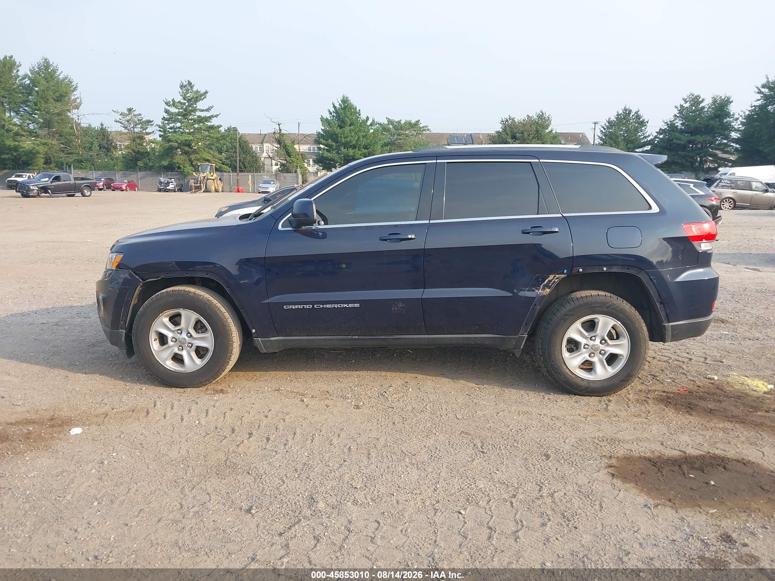 2014 Jeep Grand Cherokee Laredo Blue vin: 1C4RJFAG3EC109867