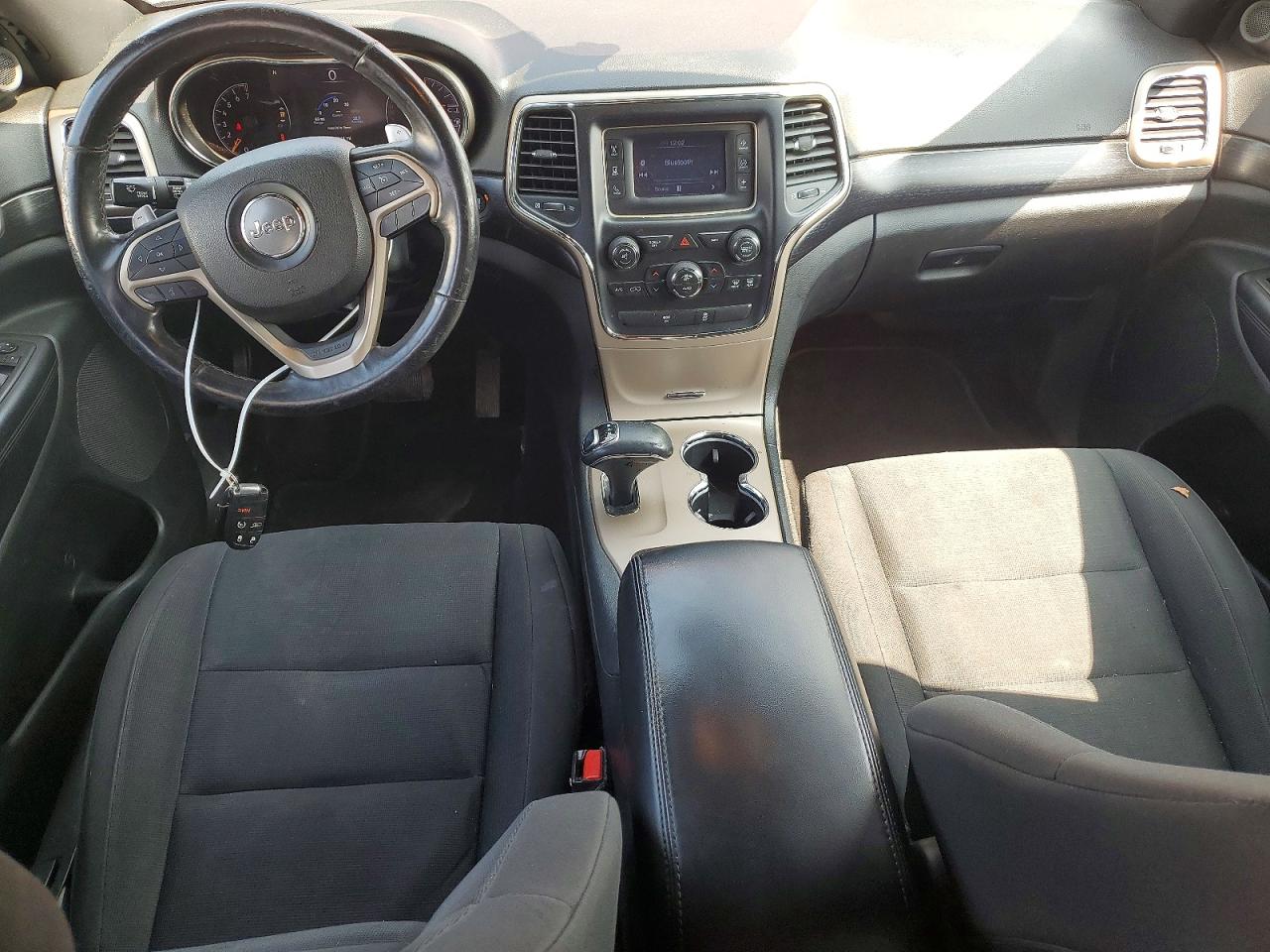 2014 Jeep Grand Cherokee Laredo Red vin: 1C4RJFAG3EC124417