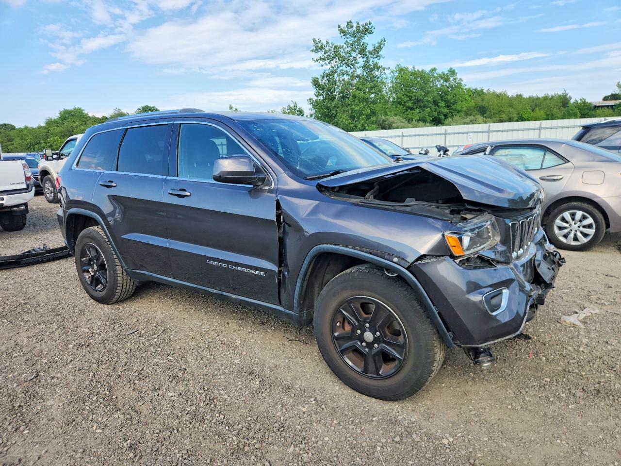 2014 Jeep Grand Cherokee Laredo Gray vin: 1C4RJFAG3EC137944