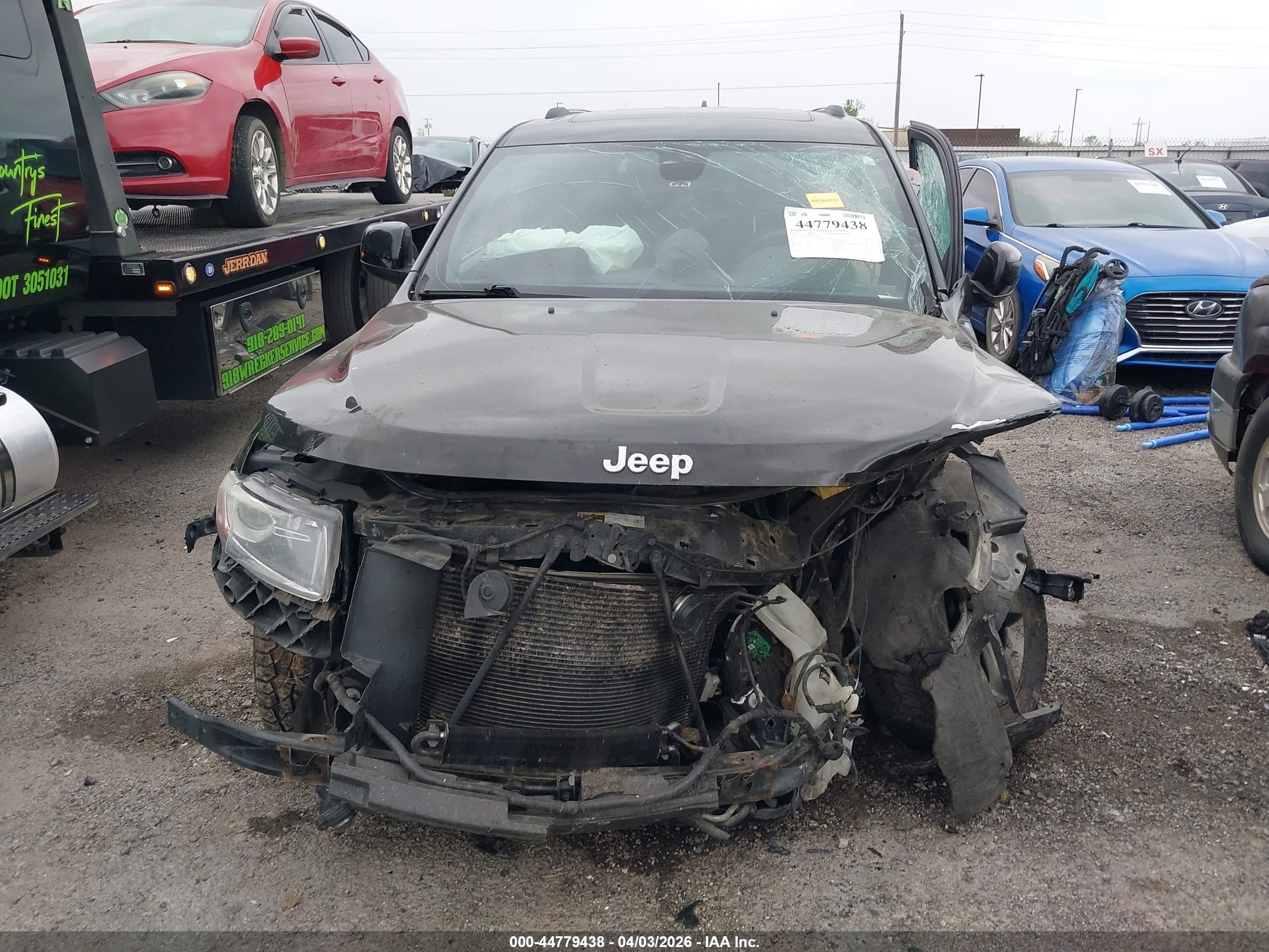 2014 Jeep Grand Cherokee Laredo Black vin: 1C4RJFAG3EC139208