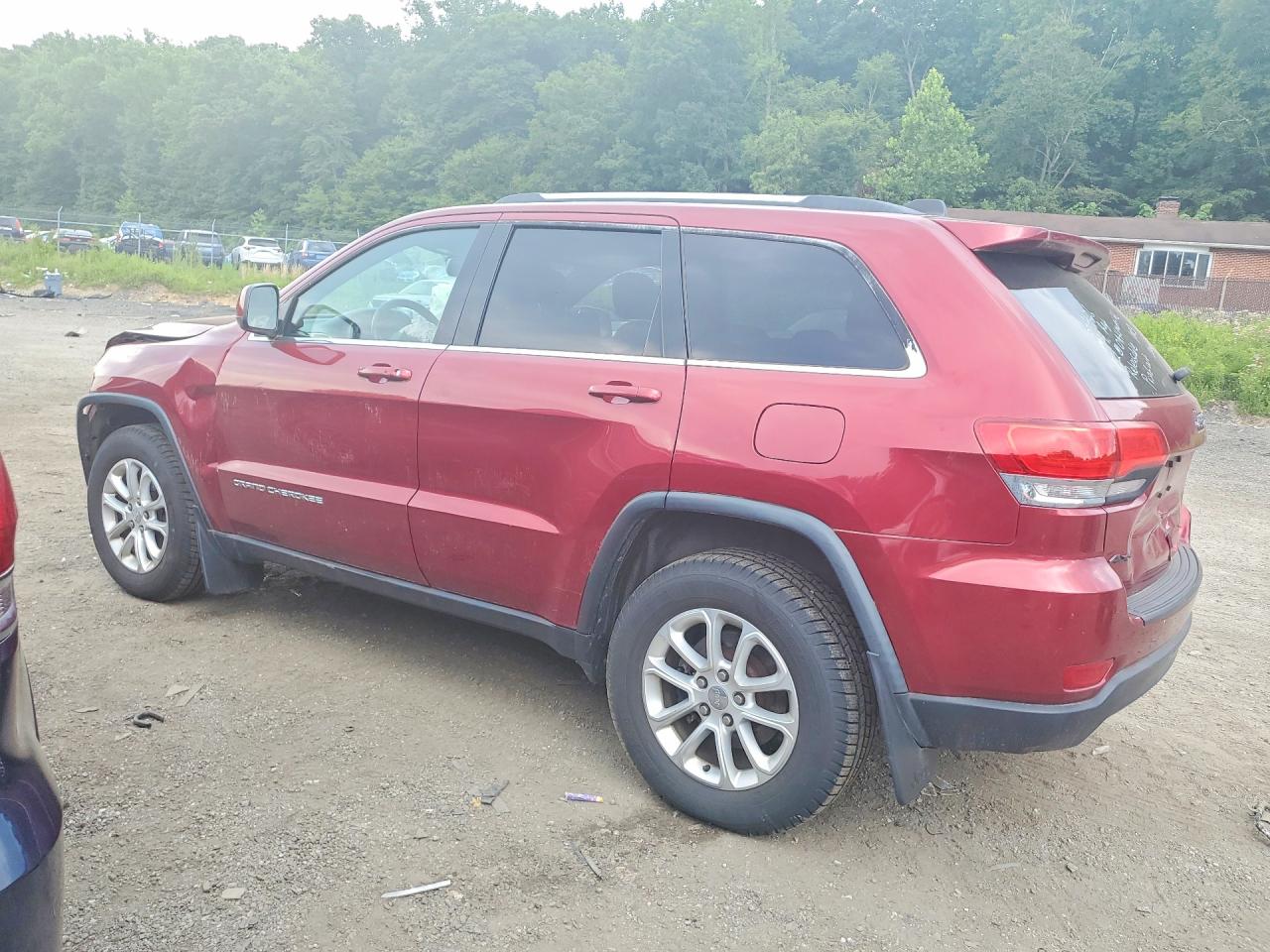 2014 Jeep Grand Cherokee Laredo Red vin: 1C4RJFAG3EC145901