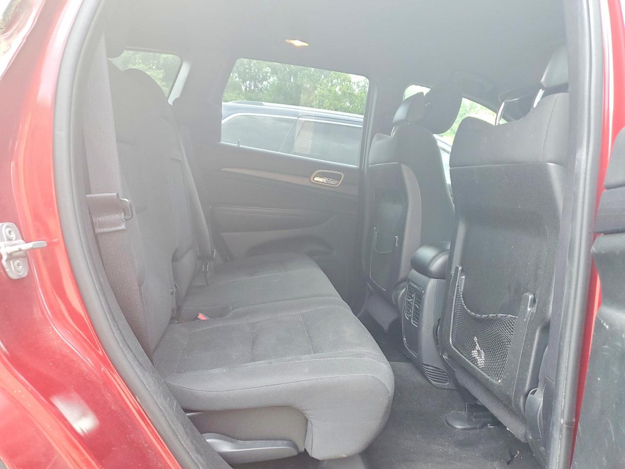 2014 Jeep Grand Cherokee Laredo Red vin: 1C4RJFAG3EC145901