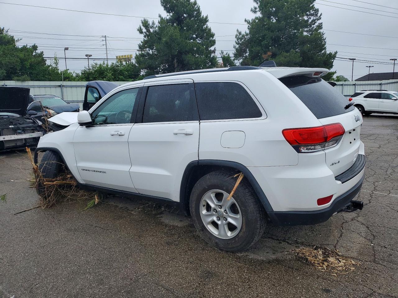 2014 Jeep Grand Cherokee Laredo White vin: 1C4RJFAG3EC178896