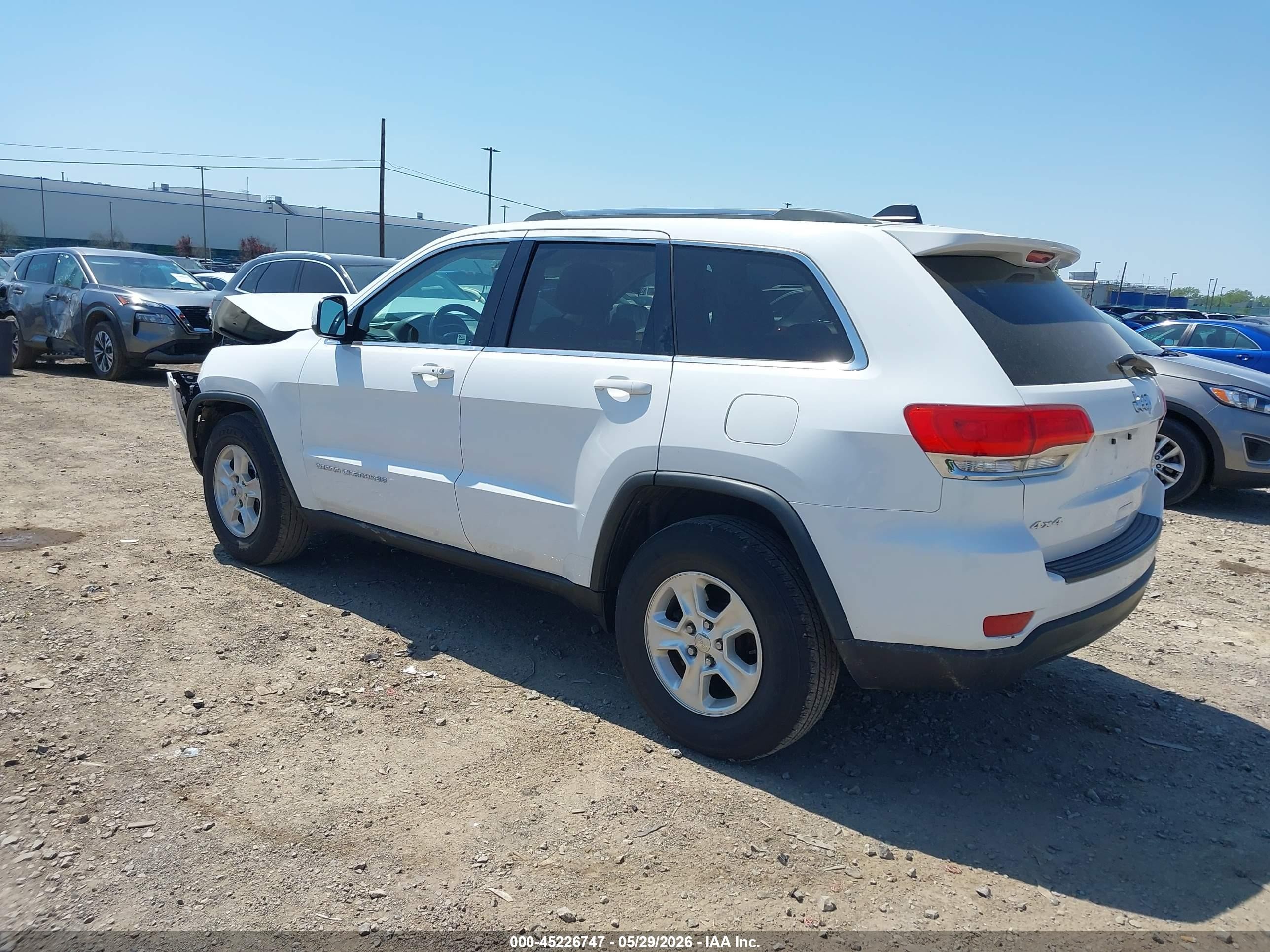 2014 Jeep Grand Cherokee Laredo White vin: 1C4RJFAG3EC180891