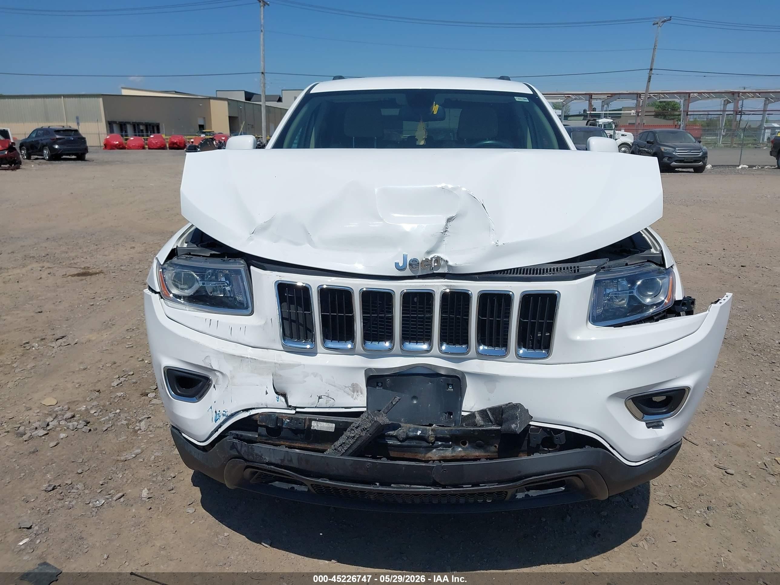 2014 Jeep Grand Cherokee Laredo White vin: 1C4RJFAG3EC180891