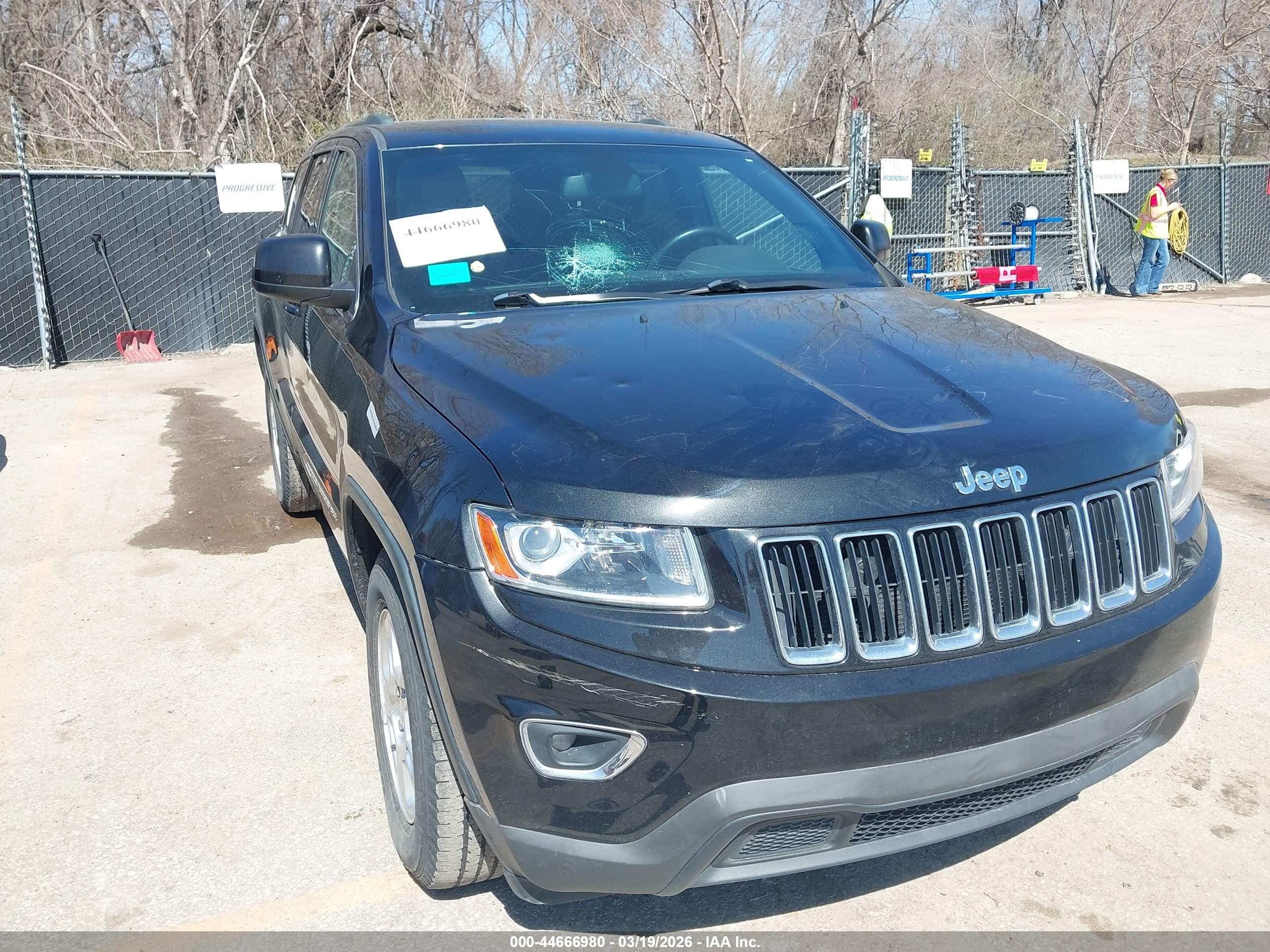 2014 Jeep Grand Cherokee Laredo Black vin: 1C4RJFAG3EC205014