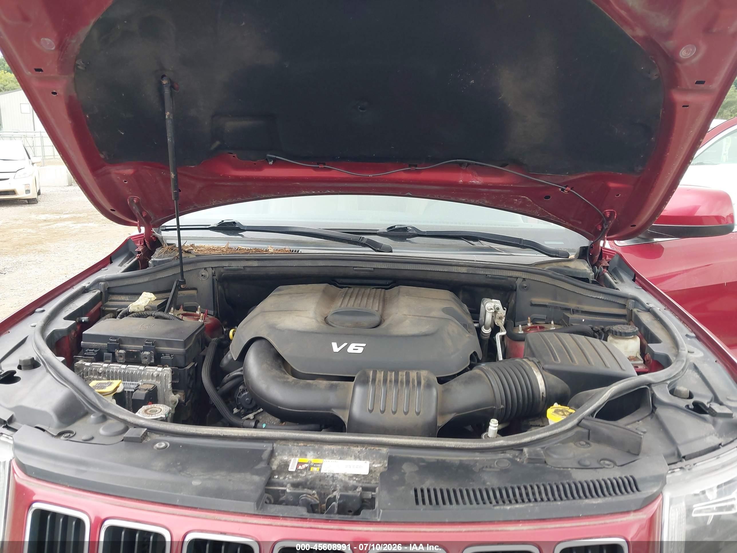 2014 Jeep Grand Cherokee Laredo Burgundy vin: 1C4RJFAG3EC384154