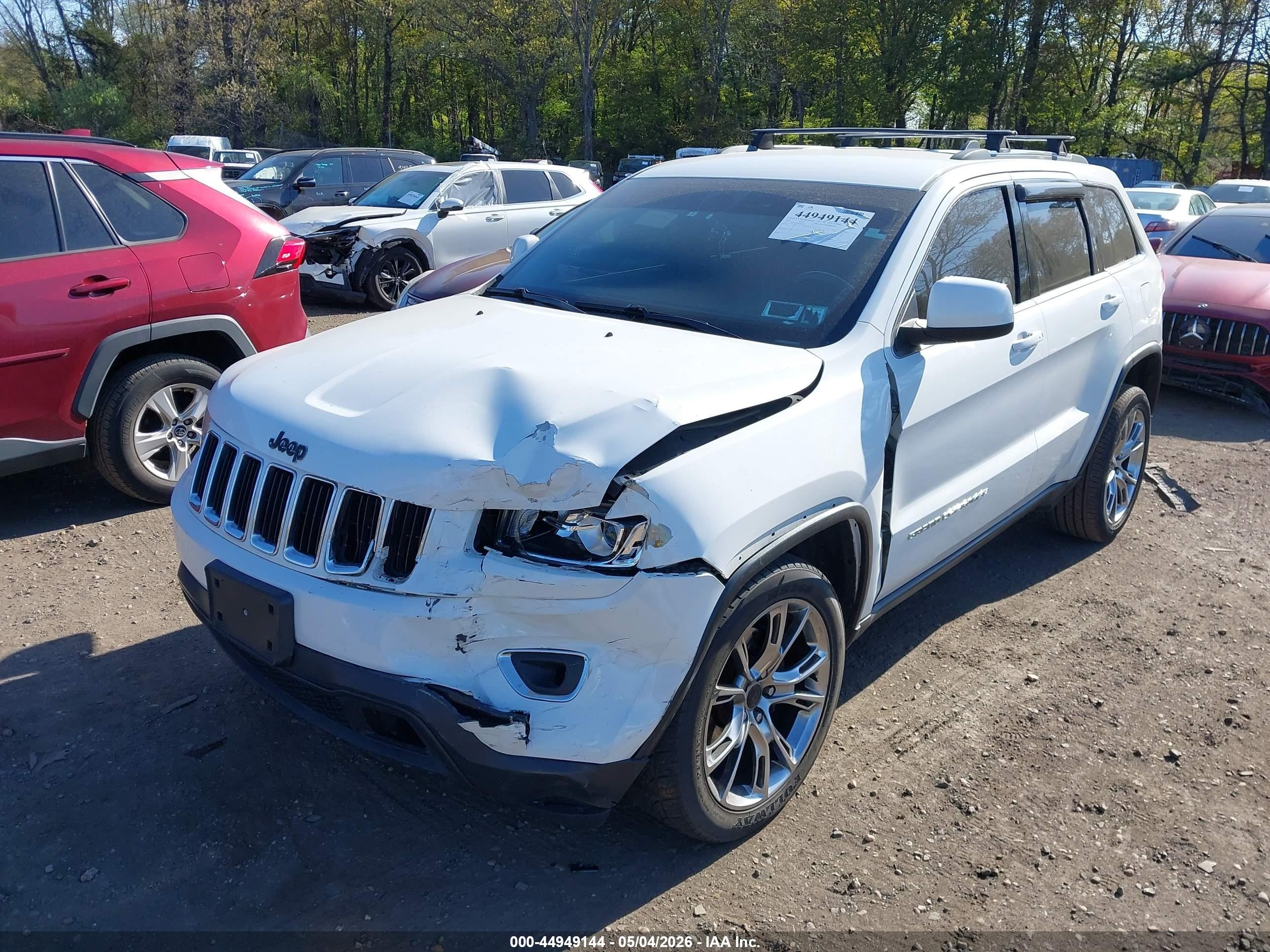 2014 Jeep Grand Cherokee Laredo White vin: 1C4RJFAG3EC439413
