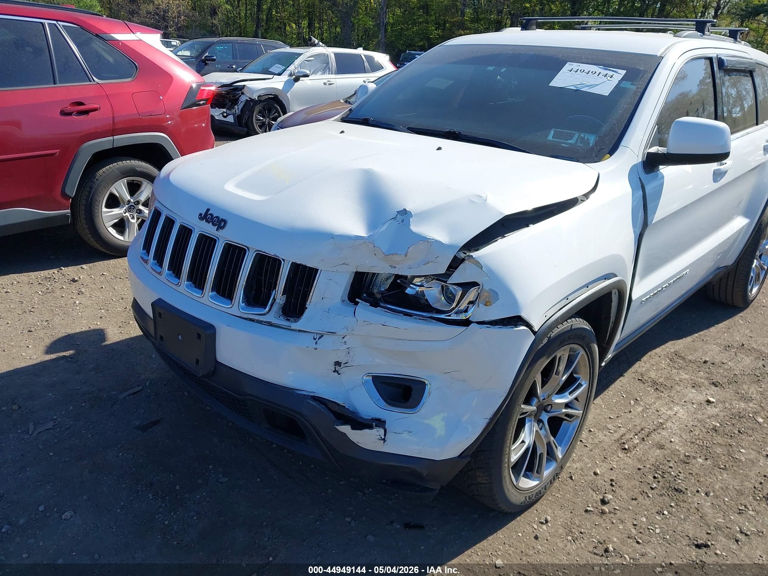 2014 Jeep Grand Cherokee Laredo White vin: 1C4RJFAG3EC439413
