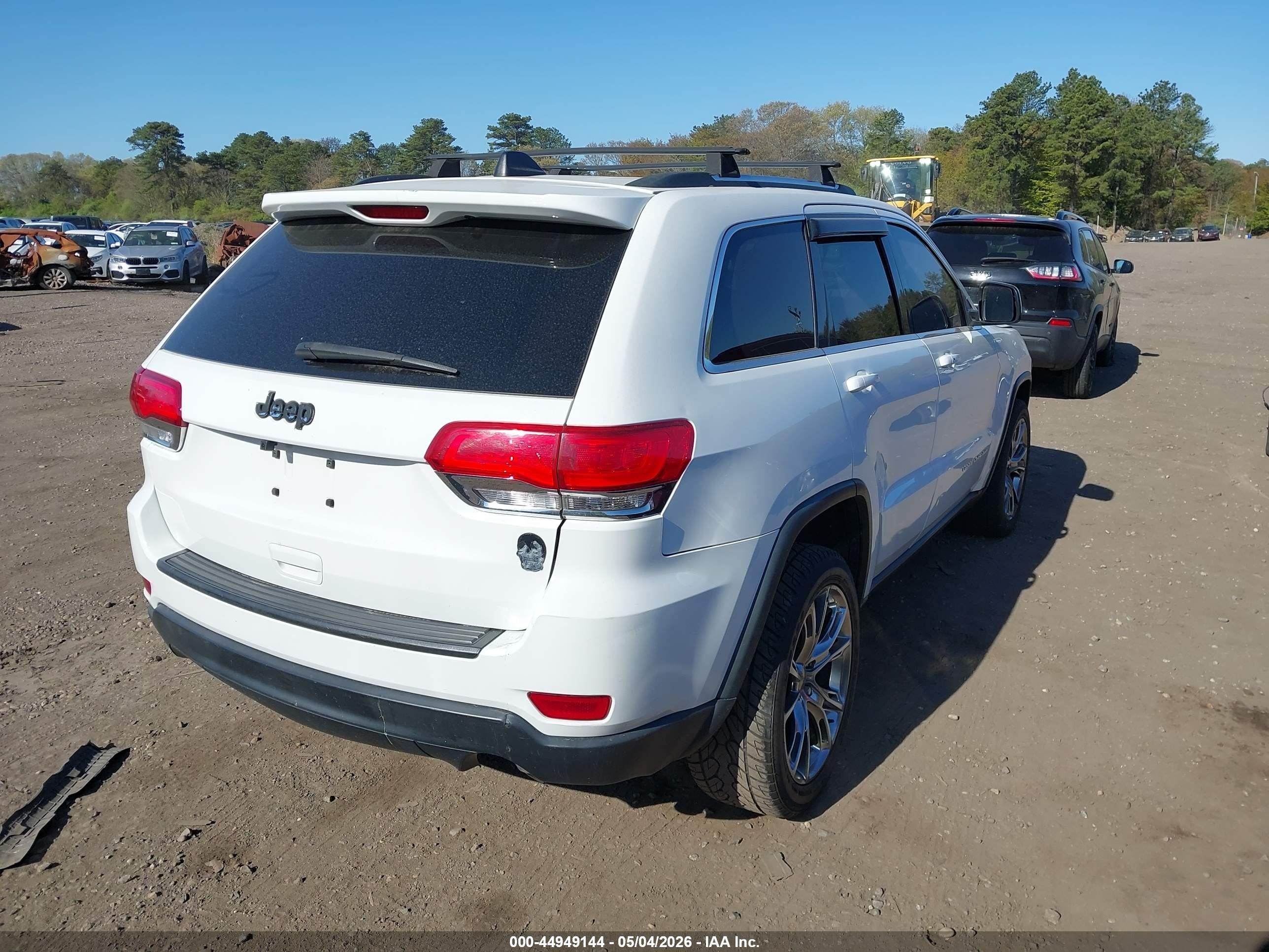 2014 Jeep Grand Cherokee Laredo White vin: 1C4RJFAG3EC439413
