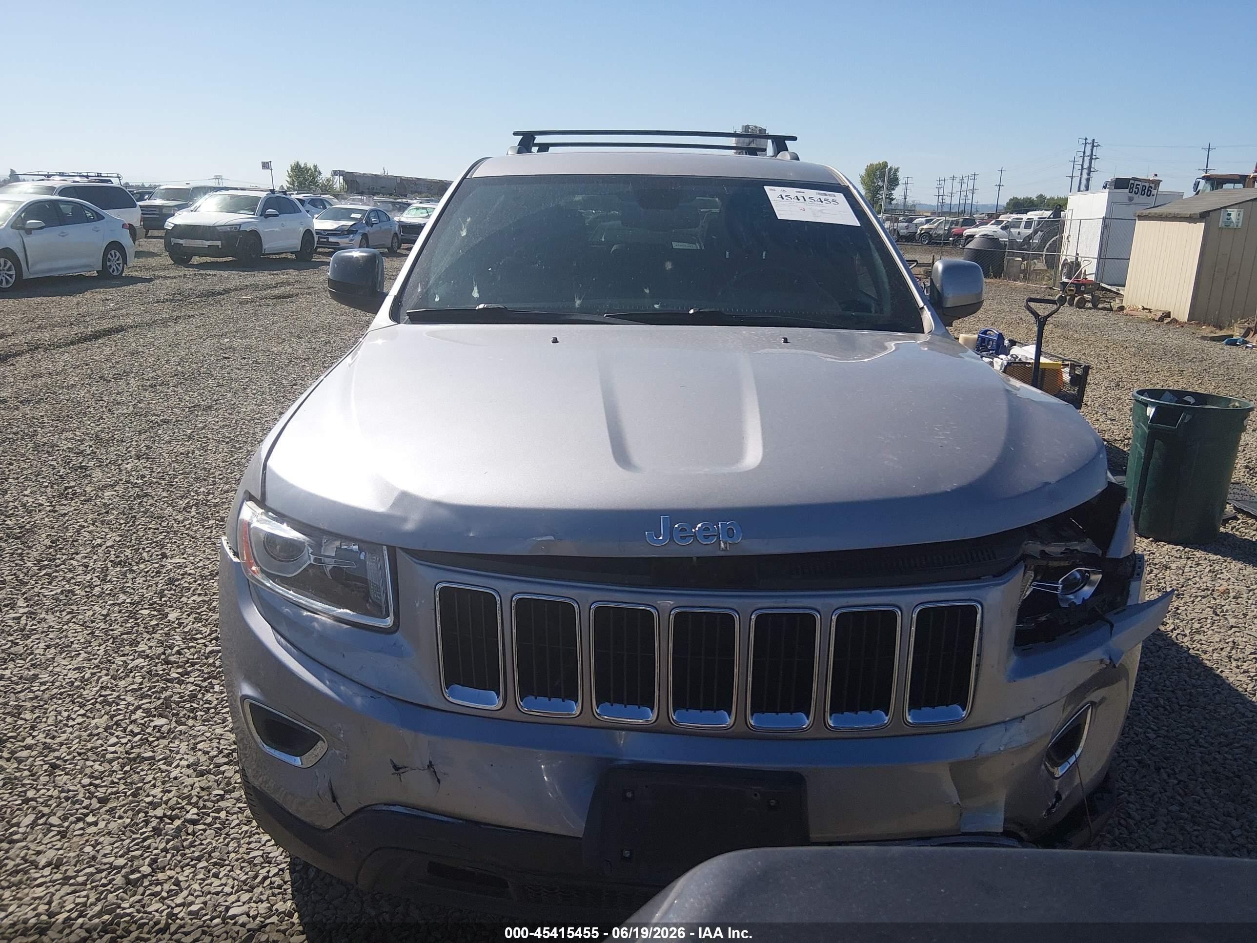 2014 Jeep Grand Cherokee Laredo Gray vin: 1C4RJFAG3EC458544
