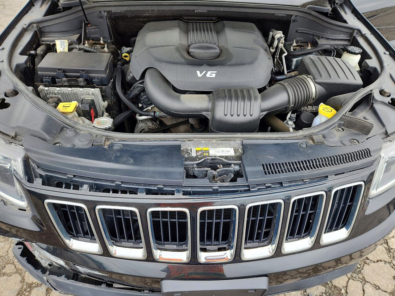 2014 Jeep Grand Cherokee Laredo Black vin: 1C4RJFAG3EC472346