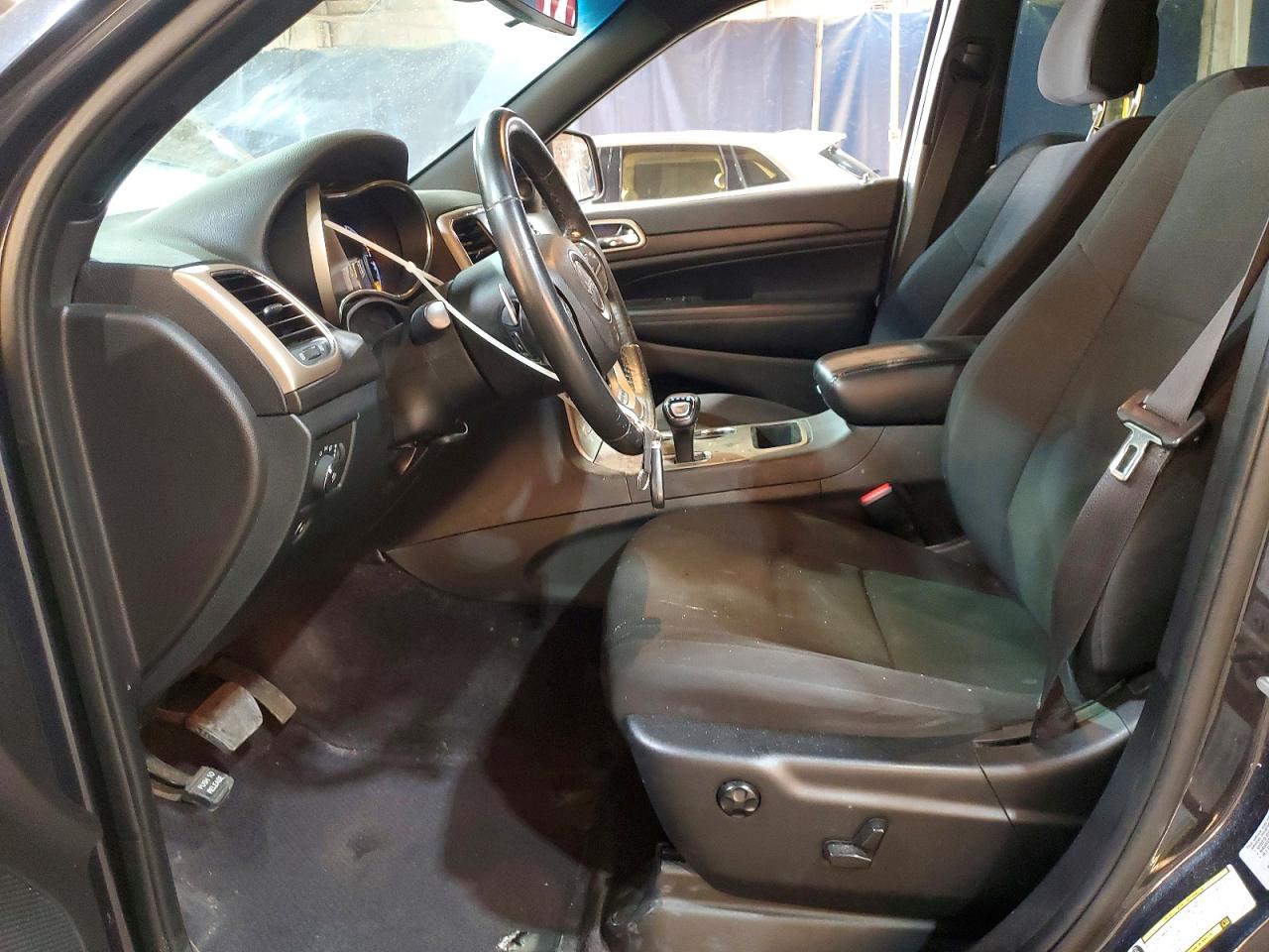 2015 Jeep Grand Cherokee Laredo Серый vin: 1C4RJFAG3FC171612